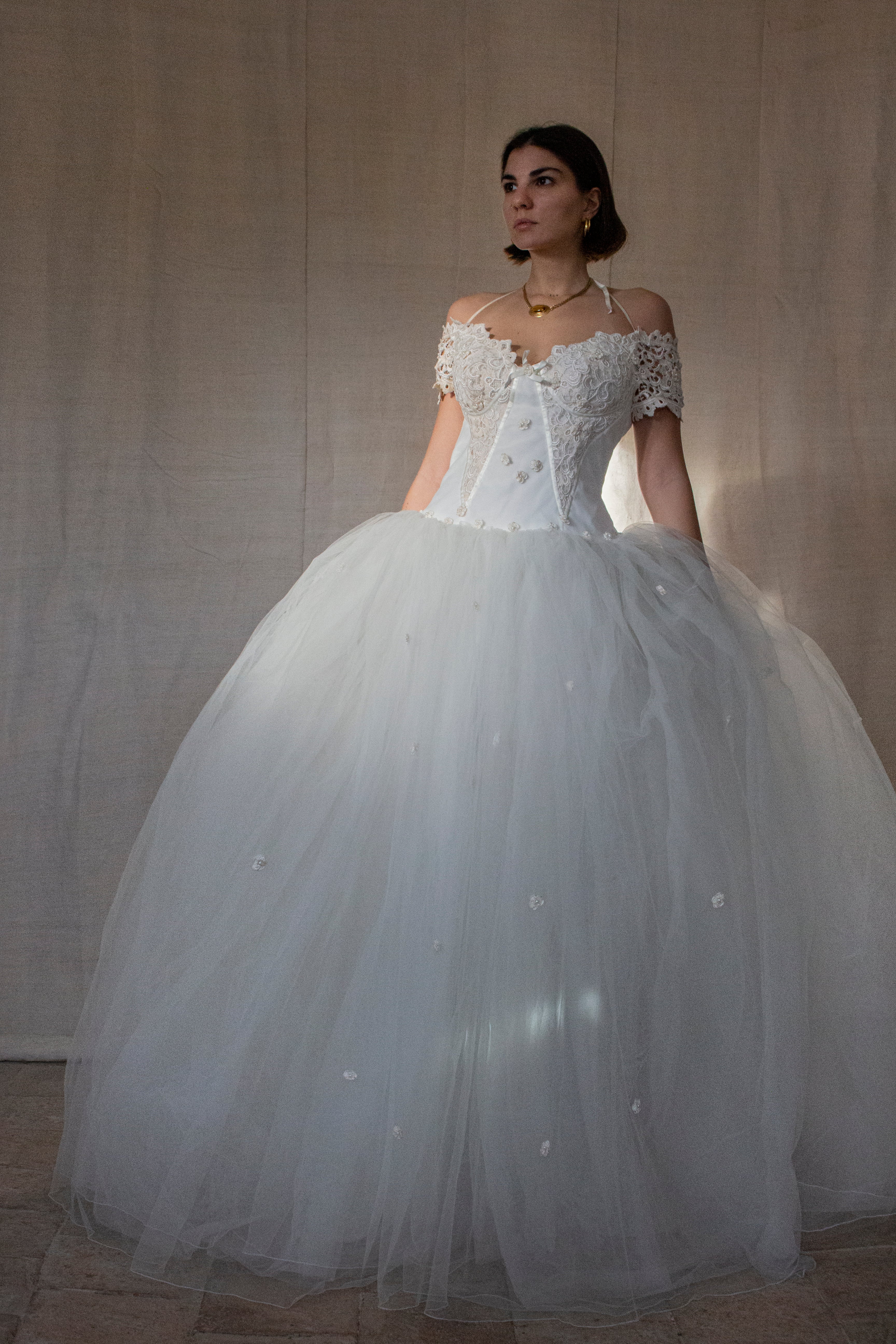 250 - MAJESTIC VINTAGE PRINCESS BALL GOWN: VOLUMINOUS TULLE & MACRAMÉ WITH 3D FLORAL EMBROIDERY