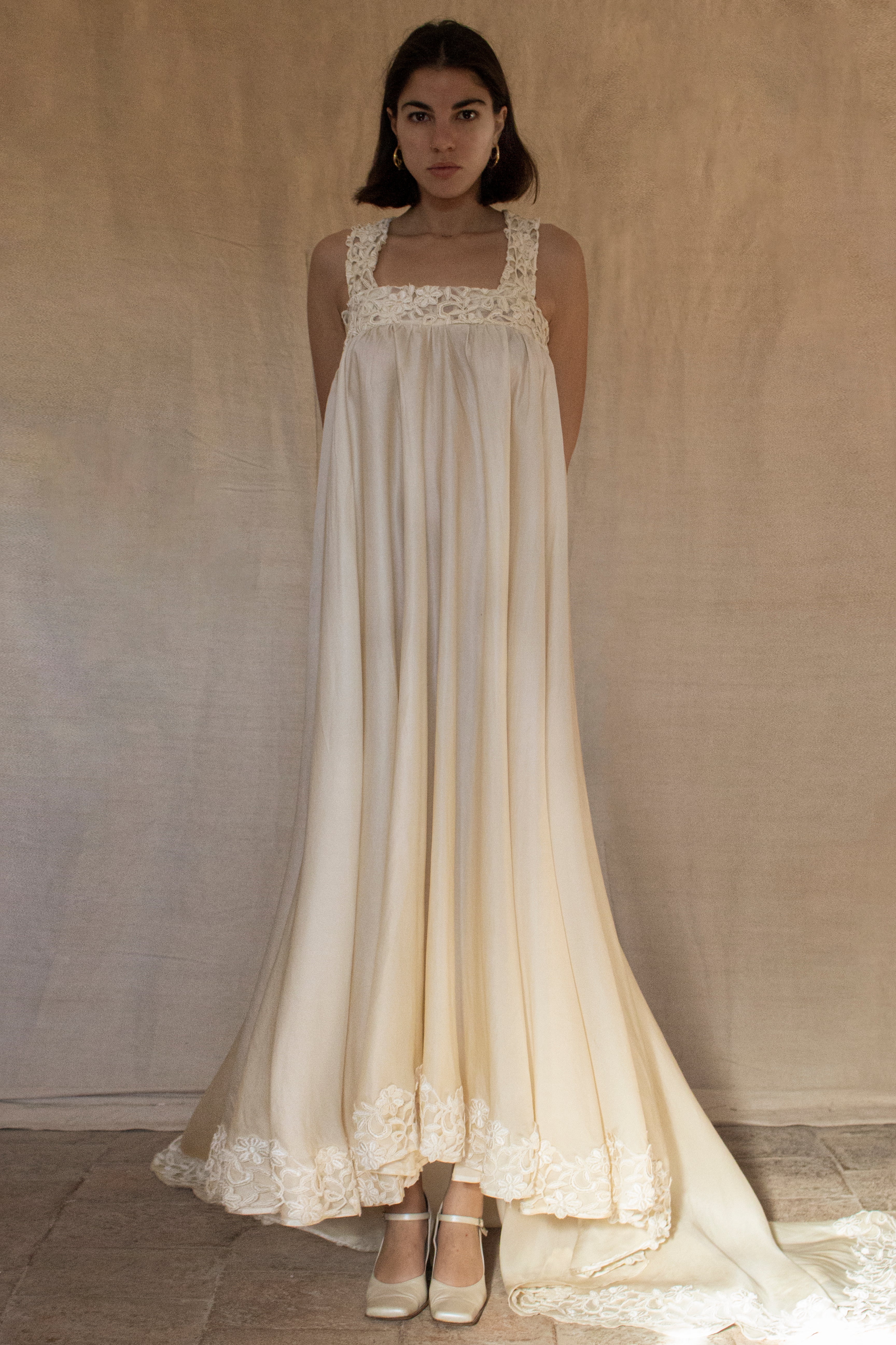 325 - ETHEREAL BOHO VINTAGE SILK ORGANZA GOWN: FLOWY 90S MINIMALIST A-LINE WITH LACE BACK
