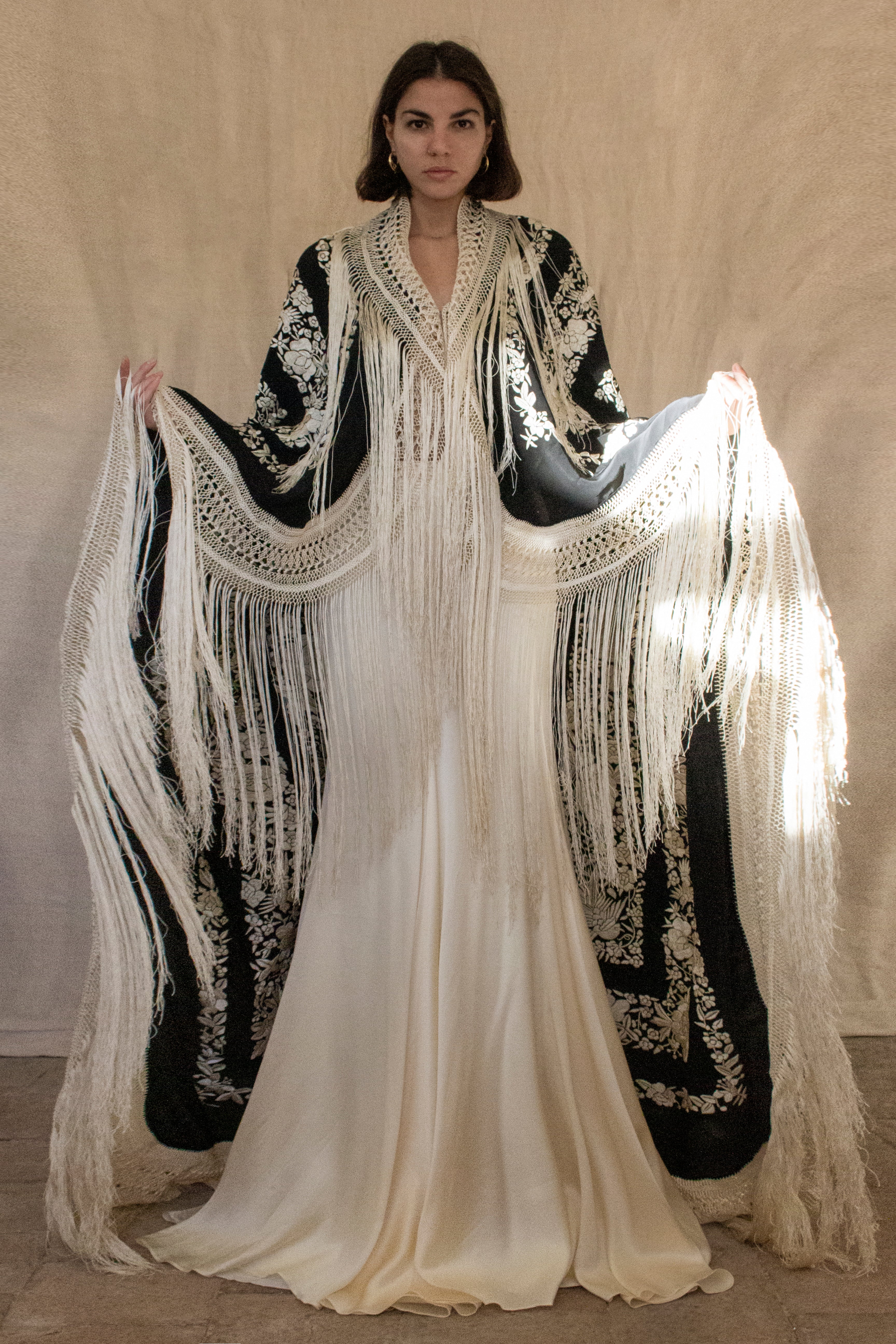 322 - ANTIQUE EARLY 1900S HAND-EMBROIDERED SILK PIANO SHAWL & VINTAGE SILK SATIN SKIRT