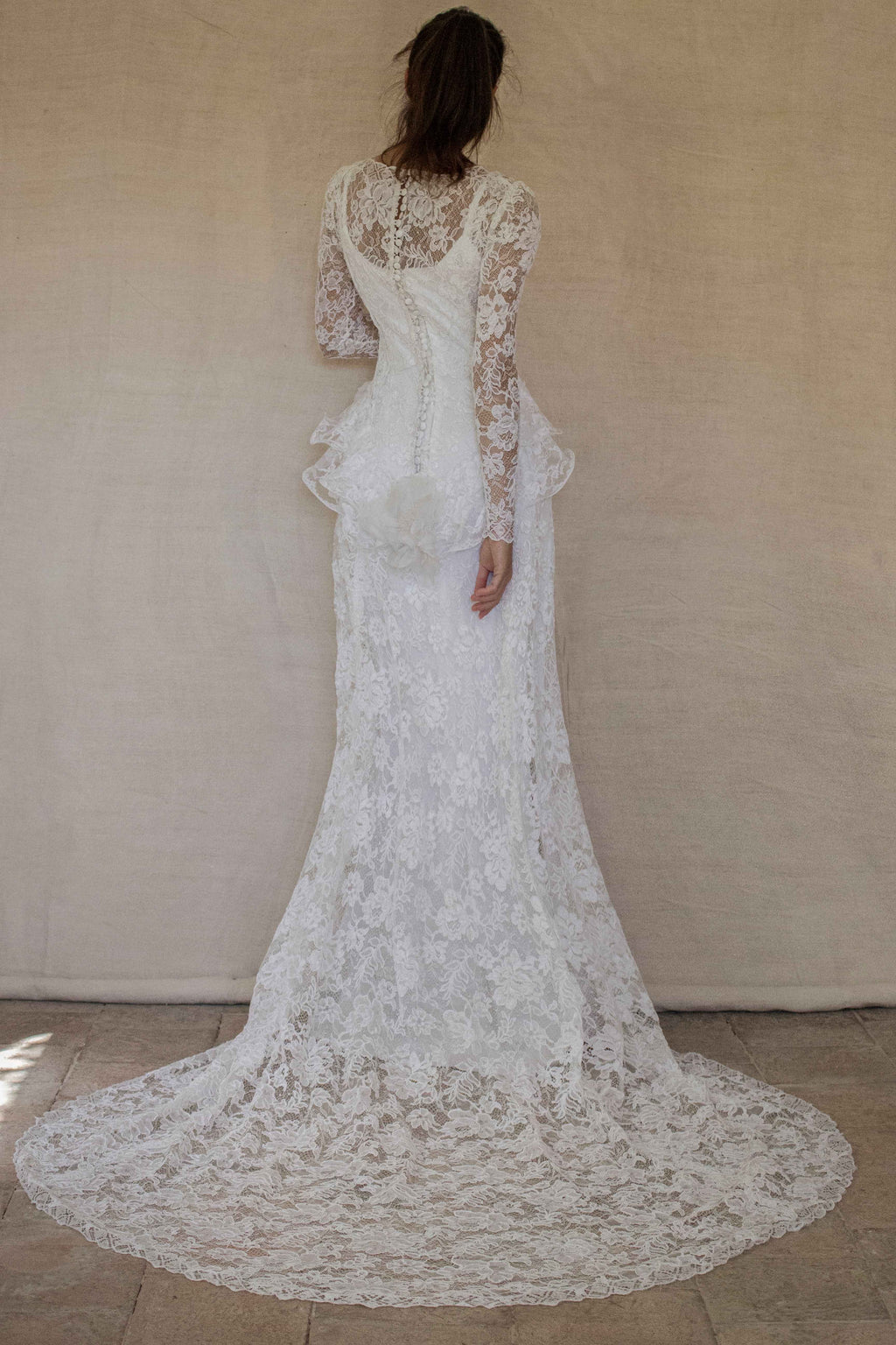 1980s Vintage Macramé Lace Sheath Wedding Dress | Full Train Gown - 377