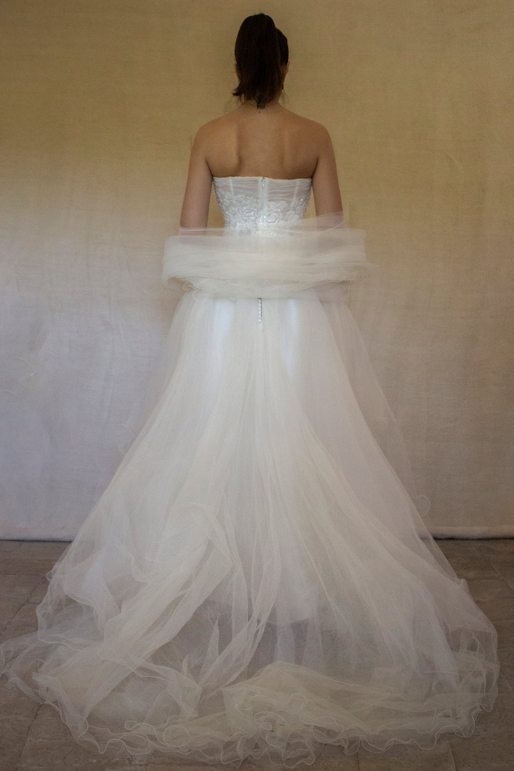 361 - VINTAGE PRINCESS WEDDING DRESS: ECRU SILK TULLE GOWN WITH EMBROIDERED STRAPLESS BODICE
