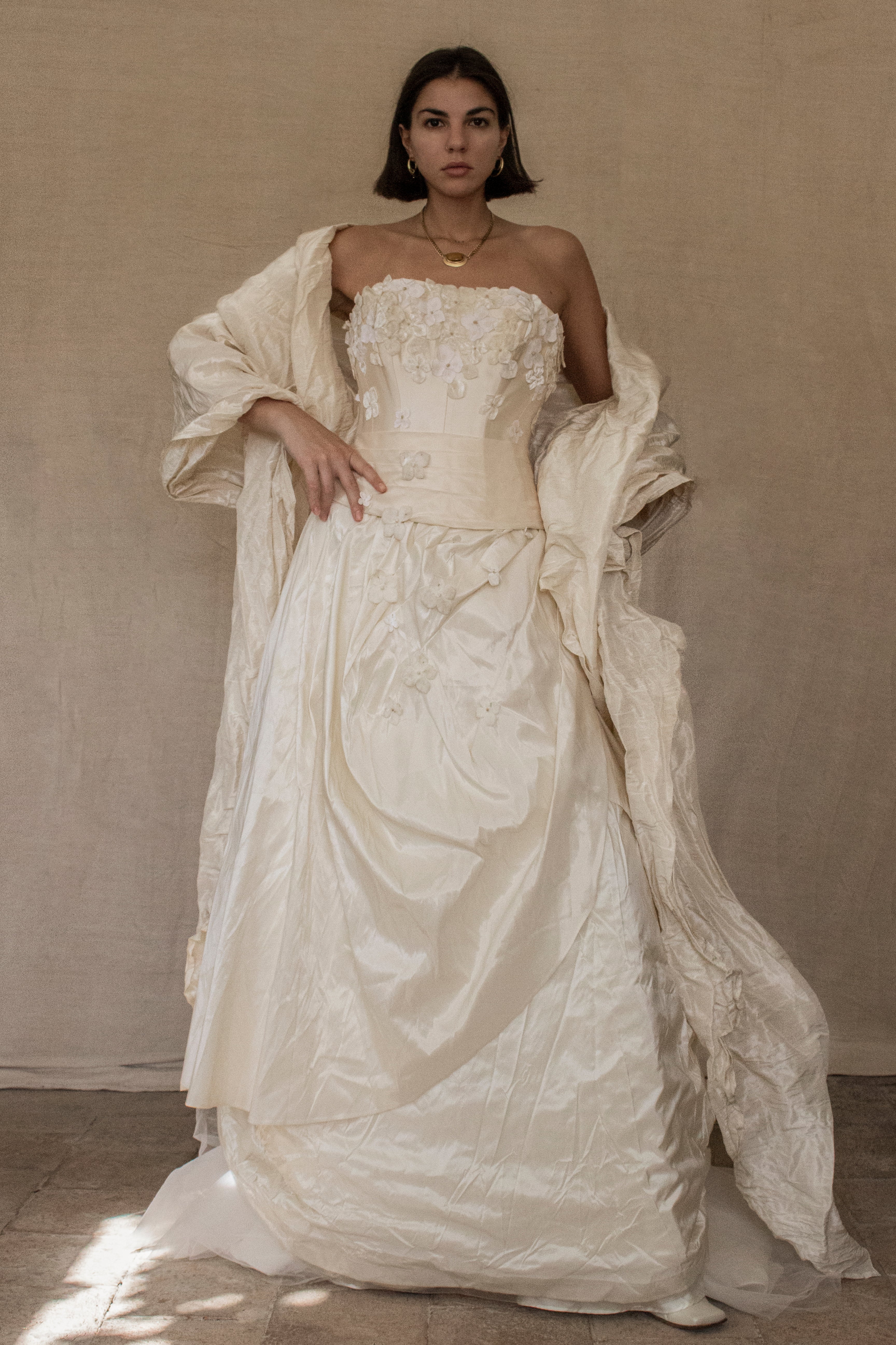 313 - MAXIMALIST BRIDAL SET: "PAPER-EFFECT" SILK TAFFETA SKIRT & 3D VELVET FLOWER CORSET WITH STOLE