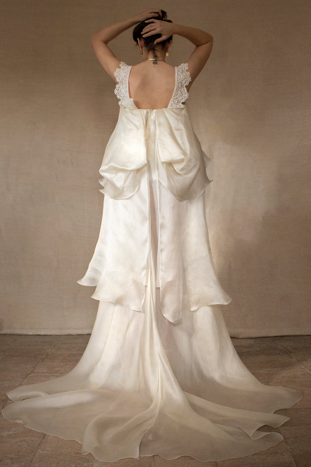 344 - UNIQUE UPCYCLED SILK ORGANZA WEDDING DRESS: PEARL GREY & BRONZE RUFFLED GOWN, SILVER EMBROIDERY, LUXURY SUSTAINABLE BRIDAL DRESS - Vague atelier