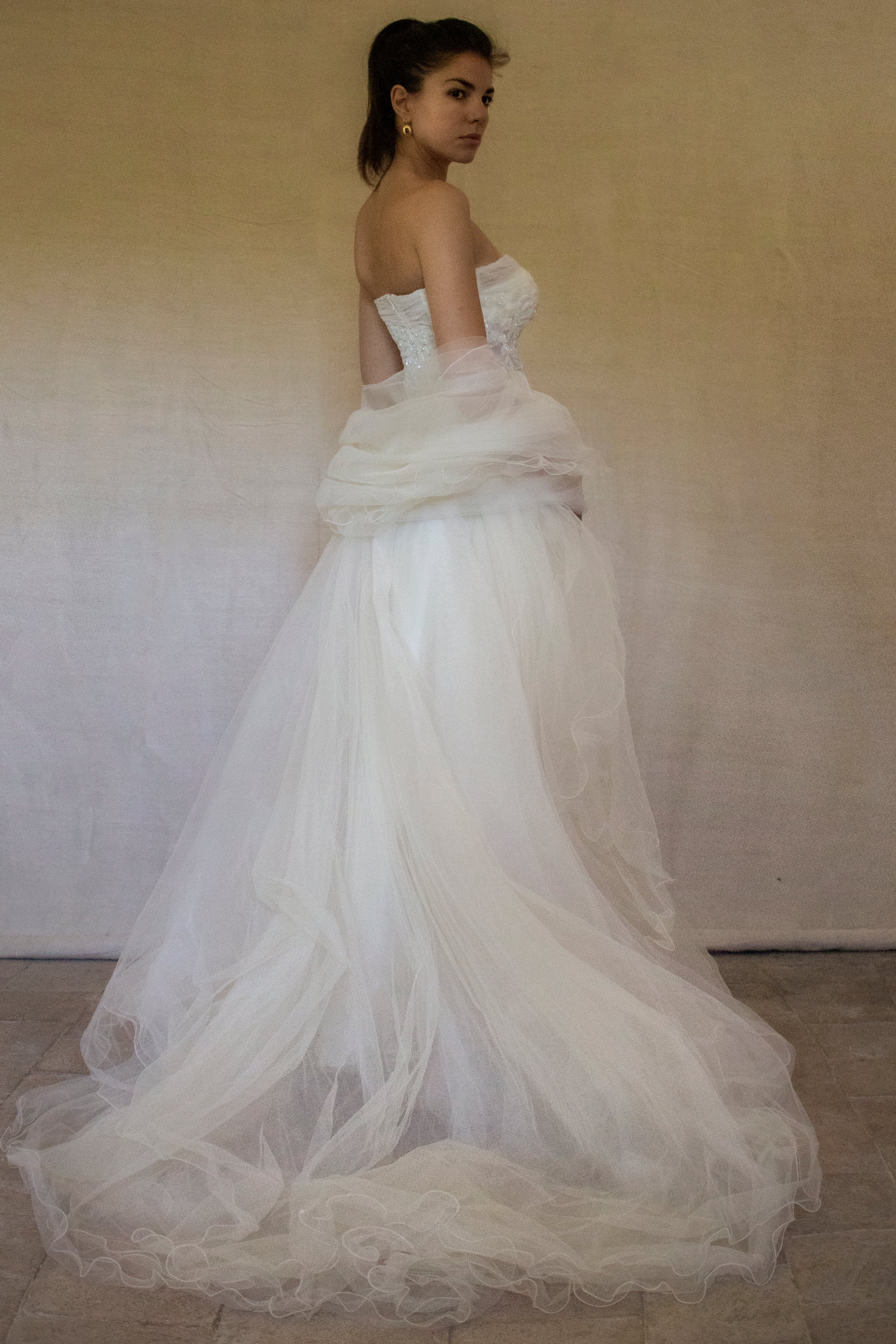361 - VINTAGE PRINCESS WEDDING DRESS: ECRU SILK TULLE GOWN WITH EMBROIDERED STRAPLESS BODICE