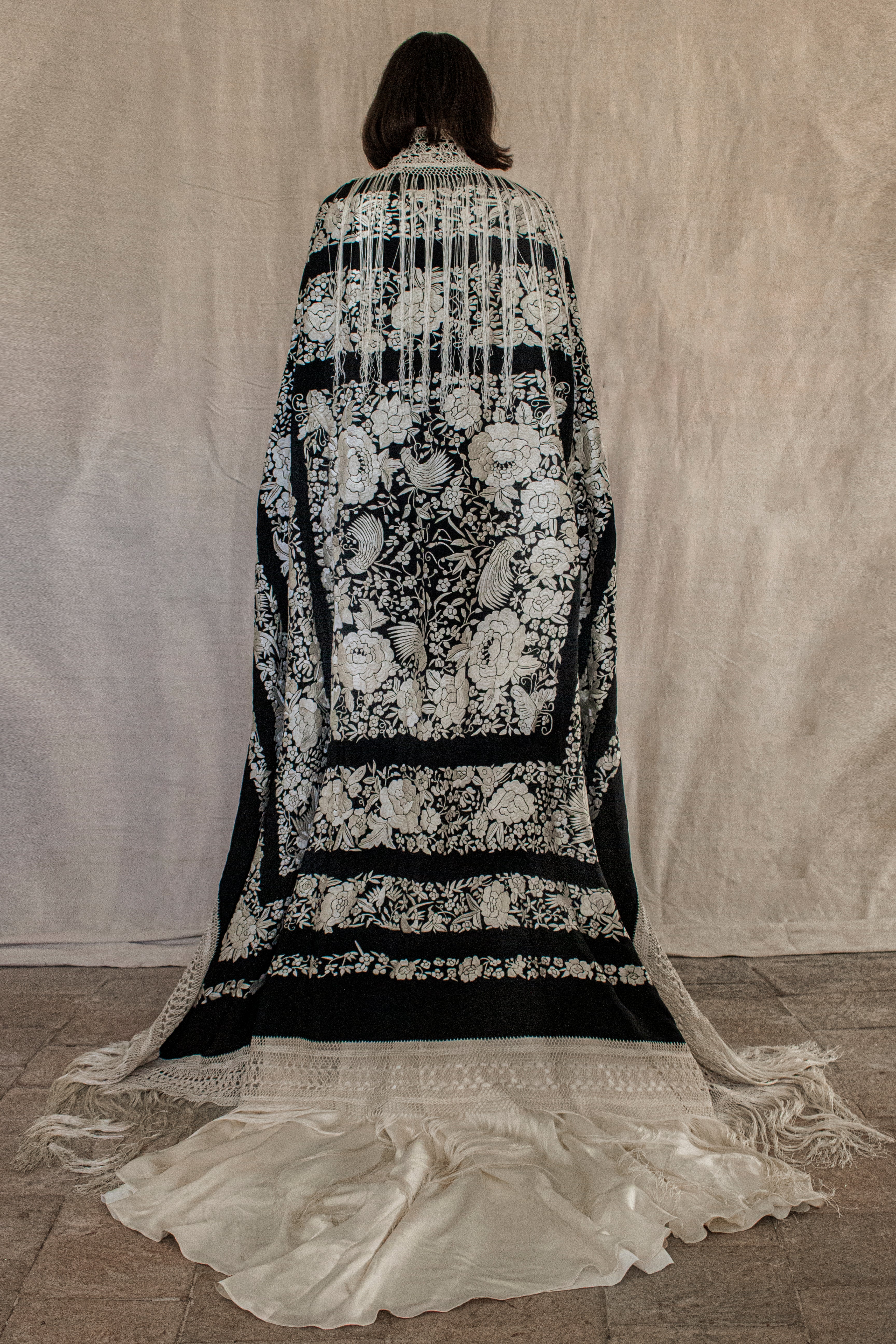 322 - ANTIQUE EARLY 1900S HAND-EMBROIDERED SILK PIANO SHAWL & VINTAGE SILK SATIN SKIRT