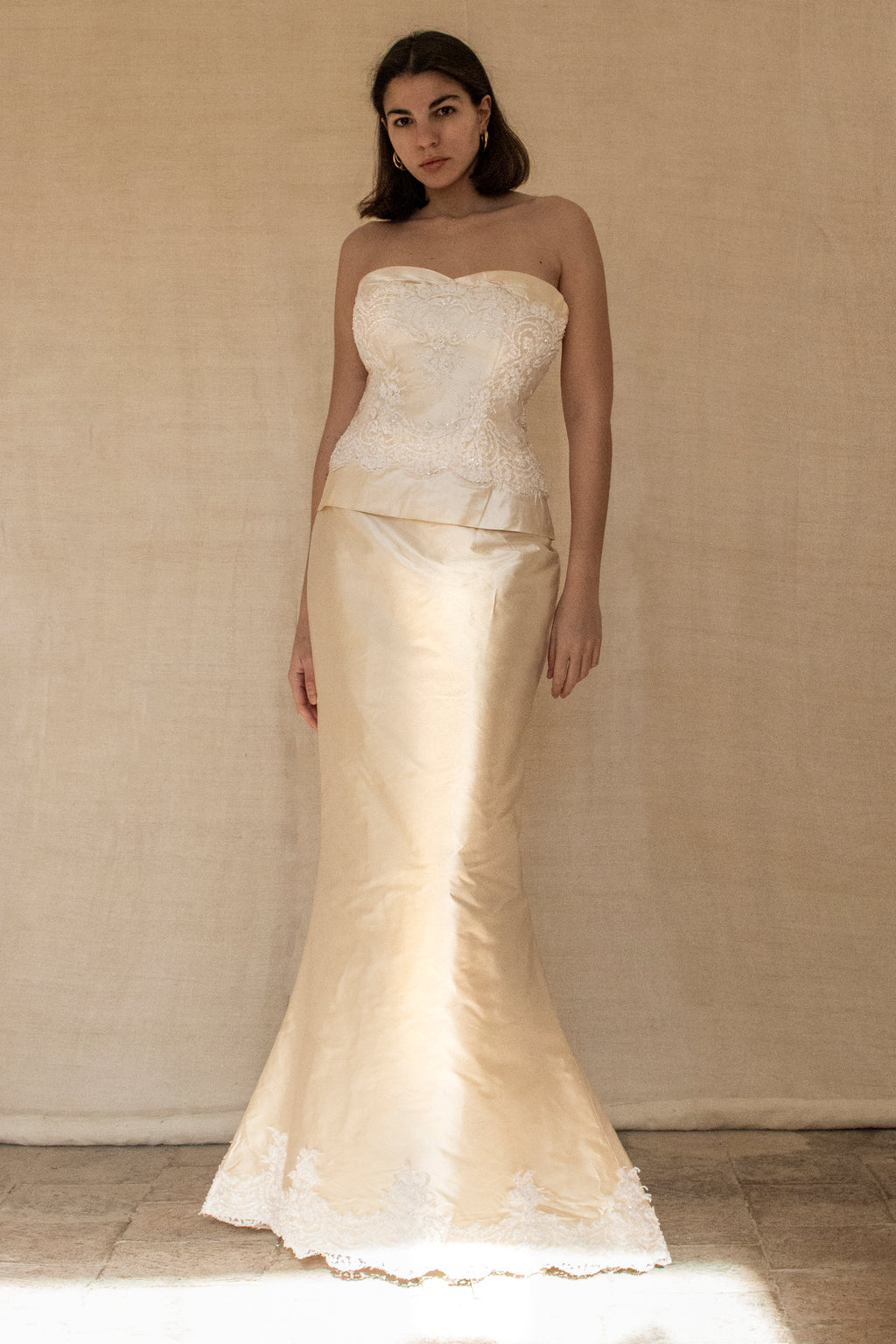 334 - IVORY SILK MIKADO VINTAGE WEDDING DRESS: COLUMN GOWN WITH EMBROIDERED CAPE & CRYSTALS - Vague atelier