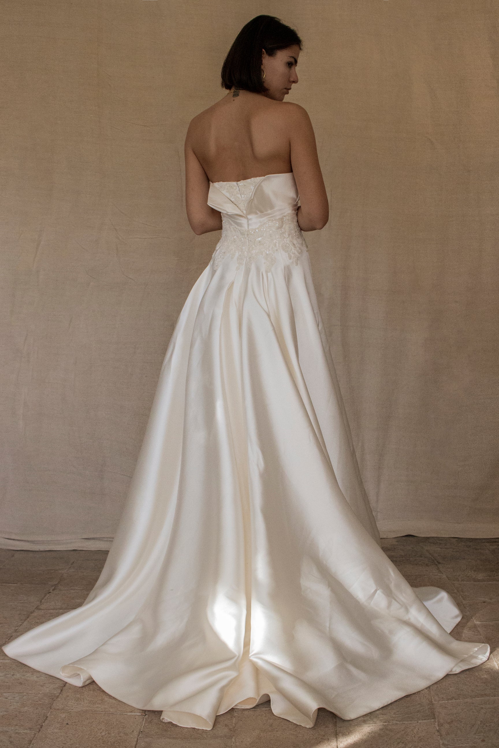 316 - STRAPLESS SILK MIKADO WEDDING DRESS: STRUCTURED A-LINE GOWN WITH HEART NECKLINE & TRAIN