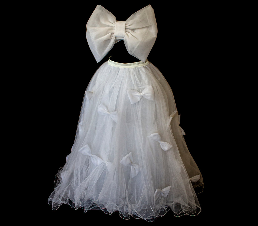 236 - VINTAGE TWO-PIECE TULLE WEDDING DRESS: CROP TOP WITH MAXI BOW & BIG BALL GOWN SKIRT - WHITE 90s STYLE - Vague atelier