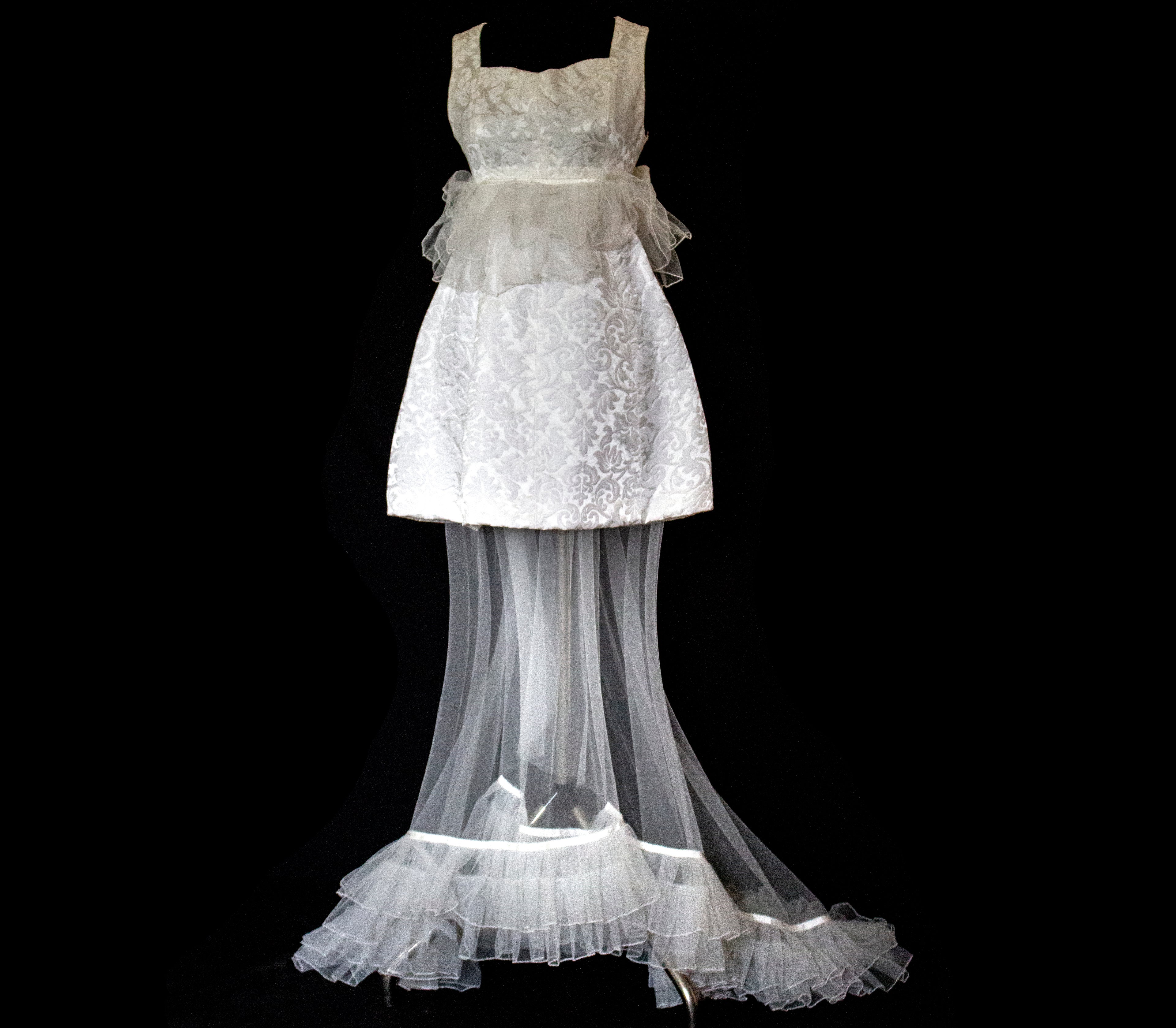 Vintage 90s Mini Wedding Dress | Damask Bridal Dress with Cape & Bow - 368