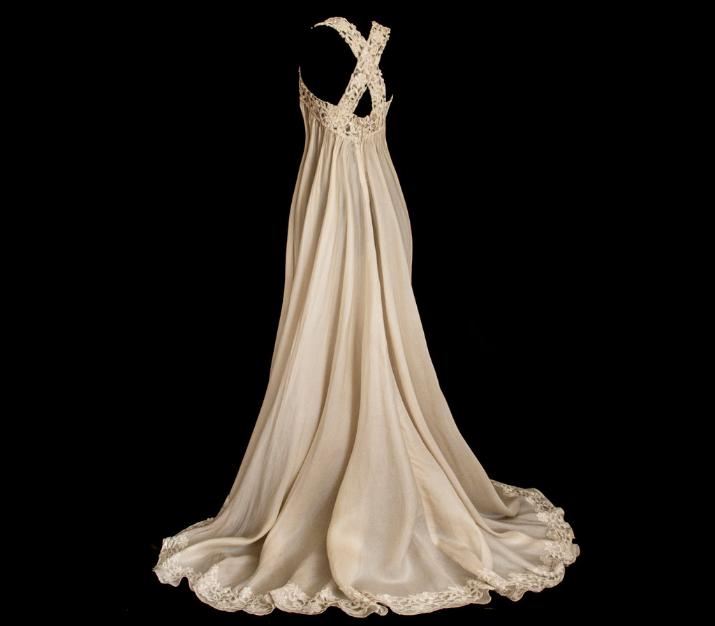 325 - ETHEREAL BOHO VINTAGE SILK ORGANZA GOWN: FLOWY 90S MINIMALIST A-LINE WITH LACE BACK - Vague atelier