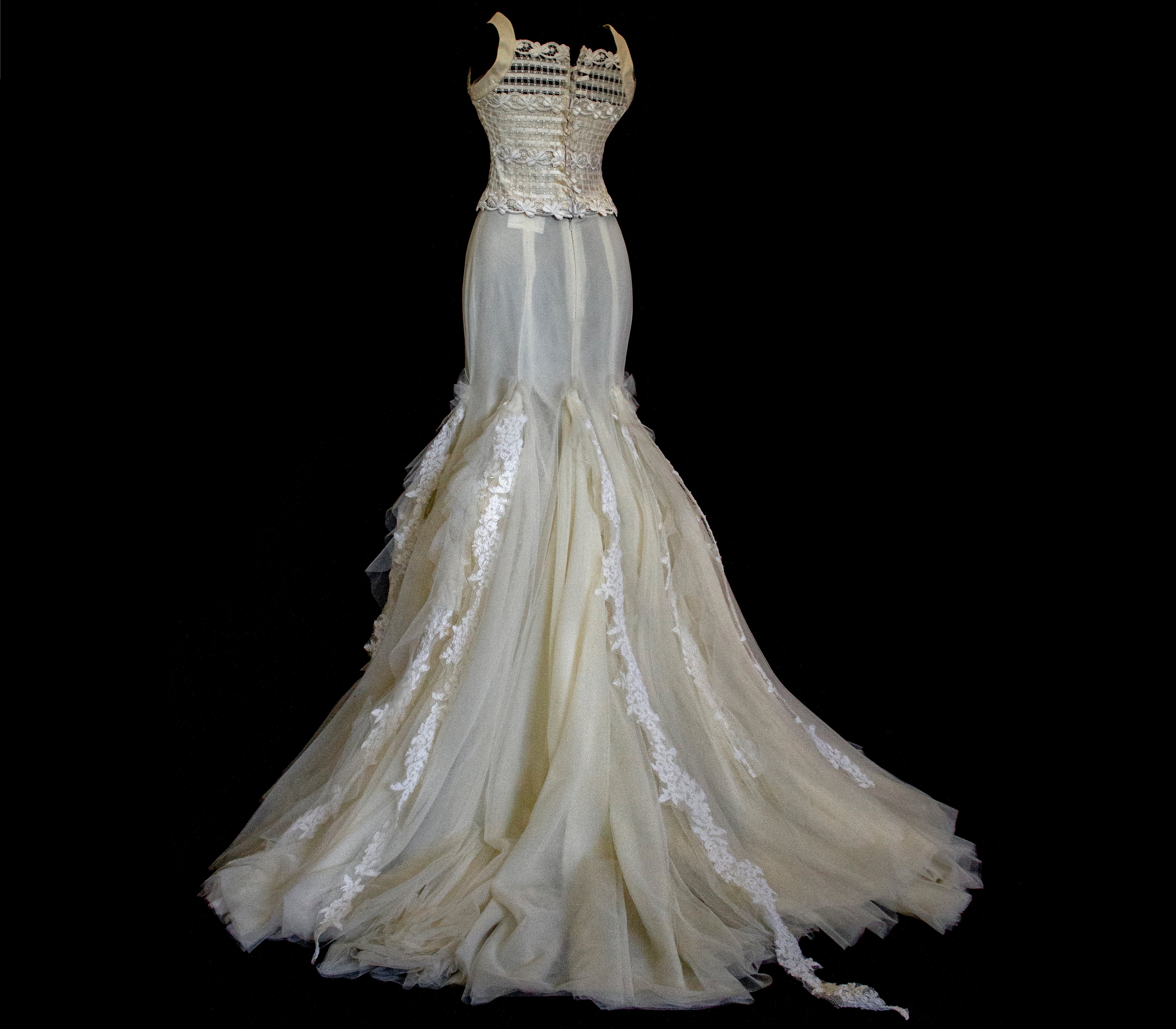 364 - VINTAGE 90s UPCYCLED TULLE AND MACRAME WEDDING DRESS: 2-PIECE ROMANTIC GOWN WITH FLOREAL LACE