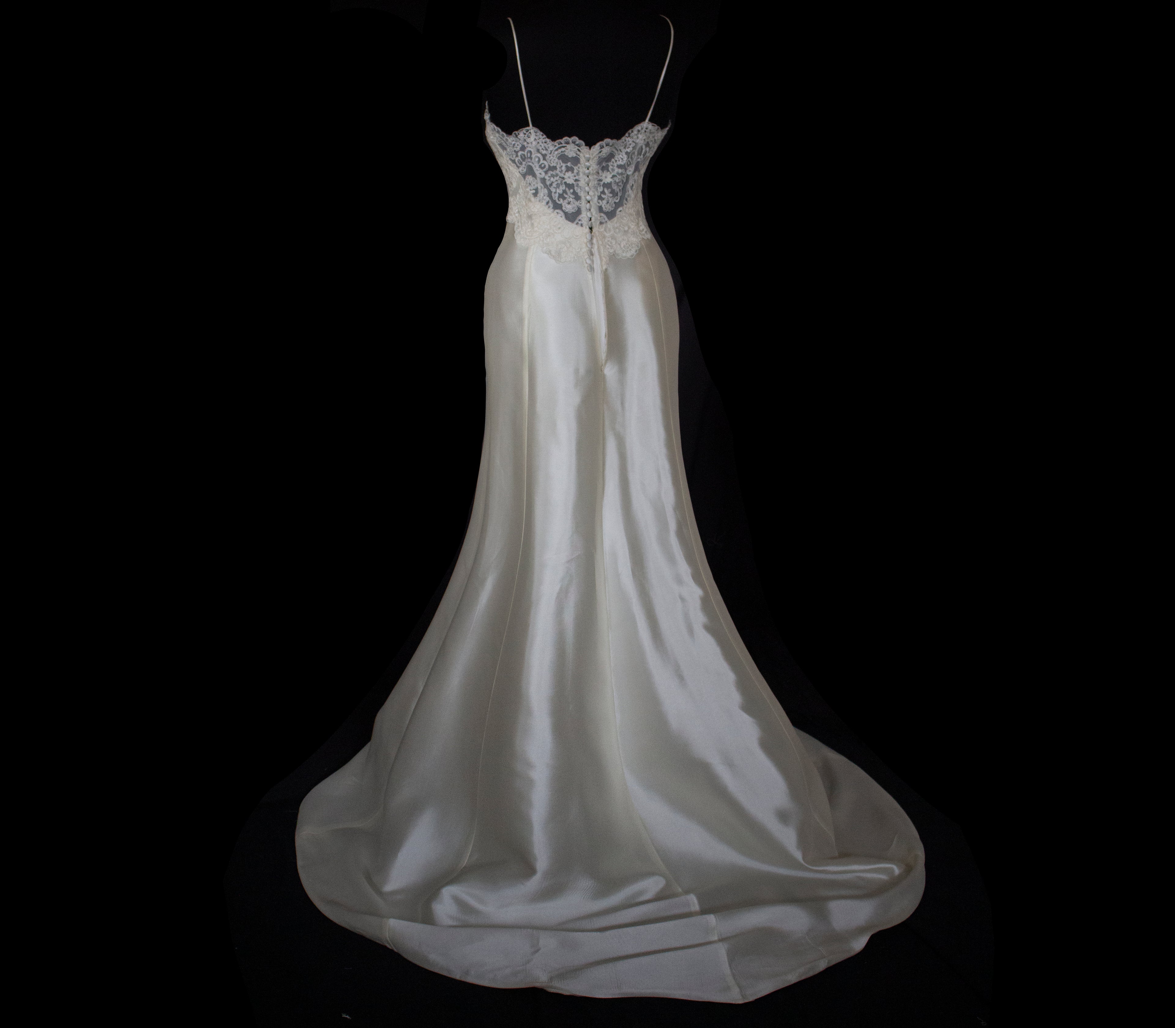 329 - TIMELESS VINTAGE BRIDAL A-LINE GOWN: LACE BODICE & SATIN TRAPEZE SKIRT WITH BUTTONS