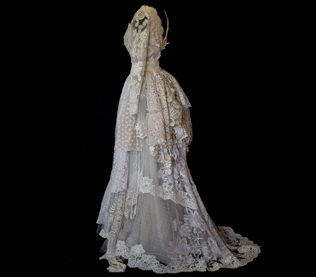 356 - VINTAGE 90s UPCYCLED LACE WEDDING DRESS: IVORY GOWN WITH POLKA DOT TULLE & ANTIQUE MACRAME DETAILS - Vague atelier