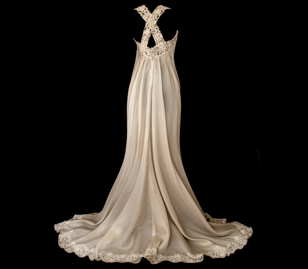 325 - ETHEREAL BOHO VINTAGE SILK ORGANZA GOWN: FLOWY 90S MINIMALIST A-LINE WITH LACE BACK - Vague atelier
