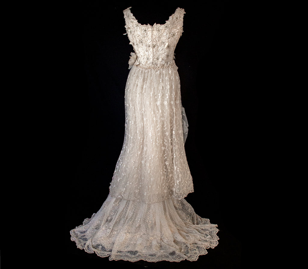 343 - UNIQUE UPCYCLED LACE WEDDING DRESS: VINTAGE BOHO BRIDAL GOWN, 50S 70S SILK EMBROIDERY, GOLD & SILVER LUXURY SUSTAINABLE WEDDING DRESS - Vague atelier