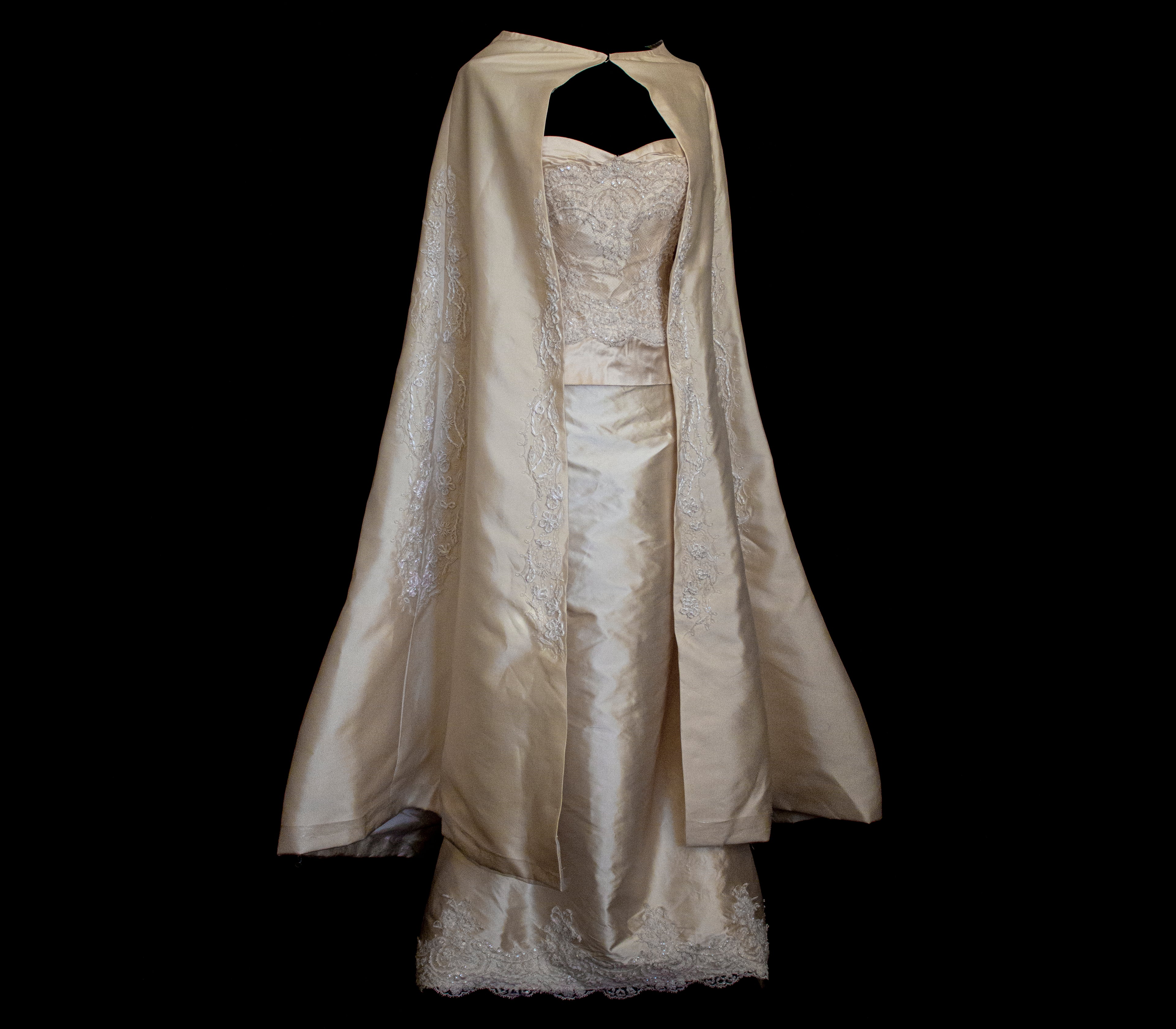 334 - IVORY SILK MIKADO VINTAGE WEDDING DRESS: COLUMN GOWN WITH EMBROIDERED CAPE & CRYSTALS - Vague atelier