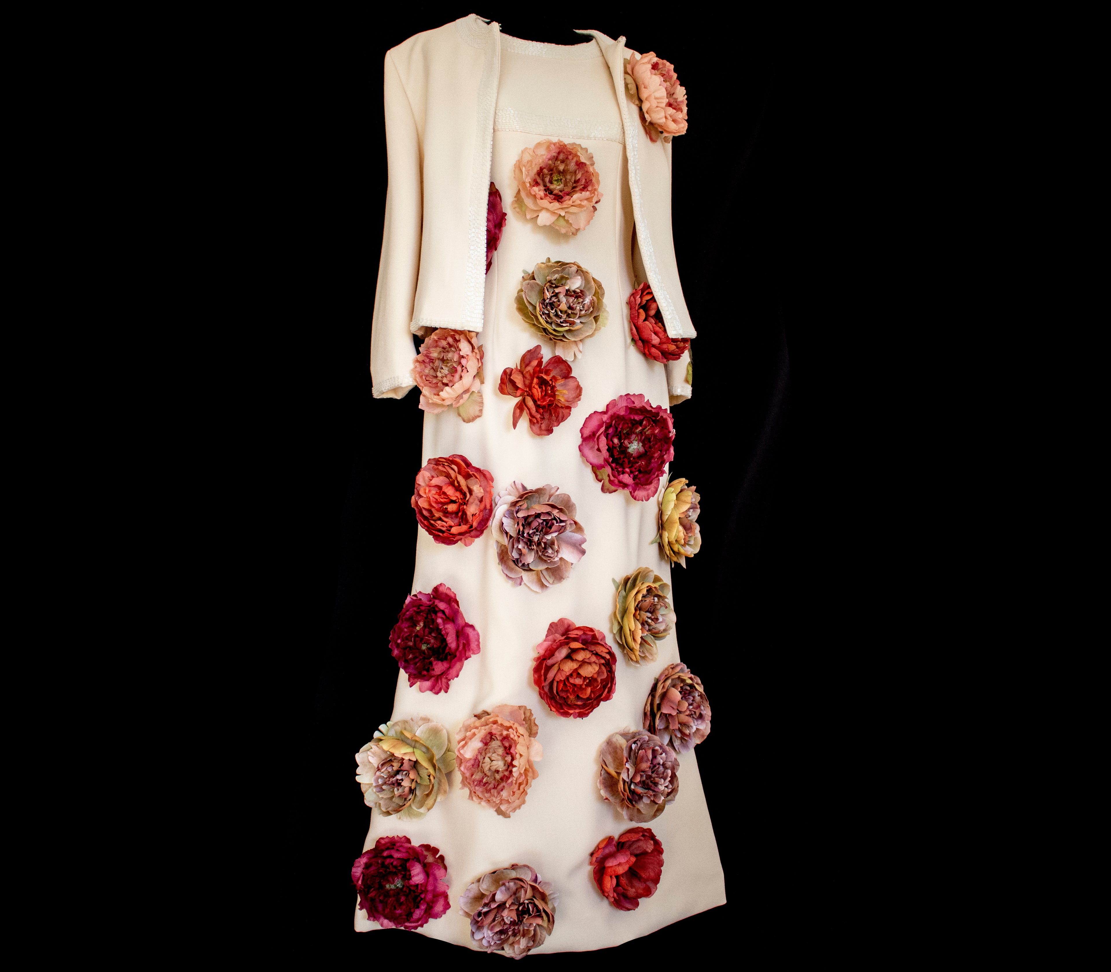 326 - SUSTAINABLE VINTAGE BRIDAL SET: WOOL CREPE DRESS & JACKET WITH COLORFUL PEONIES