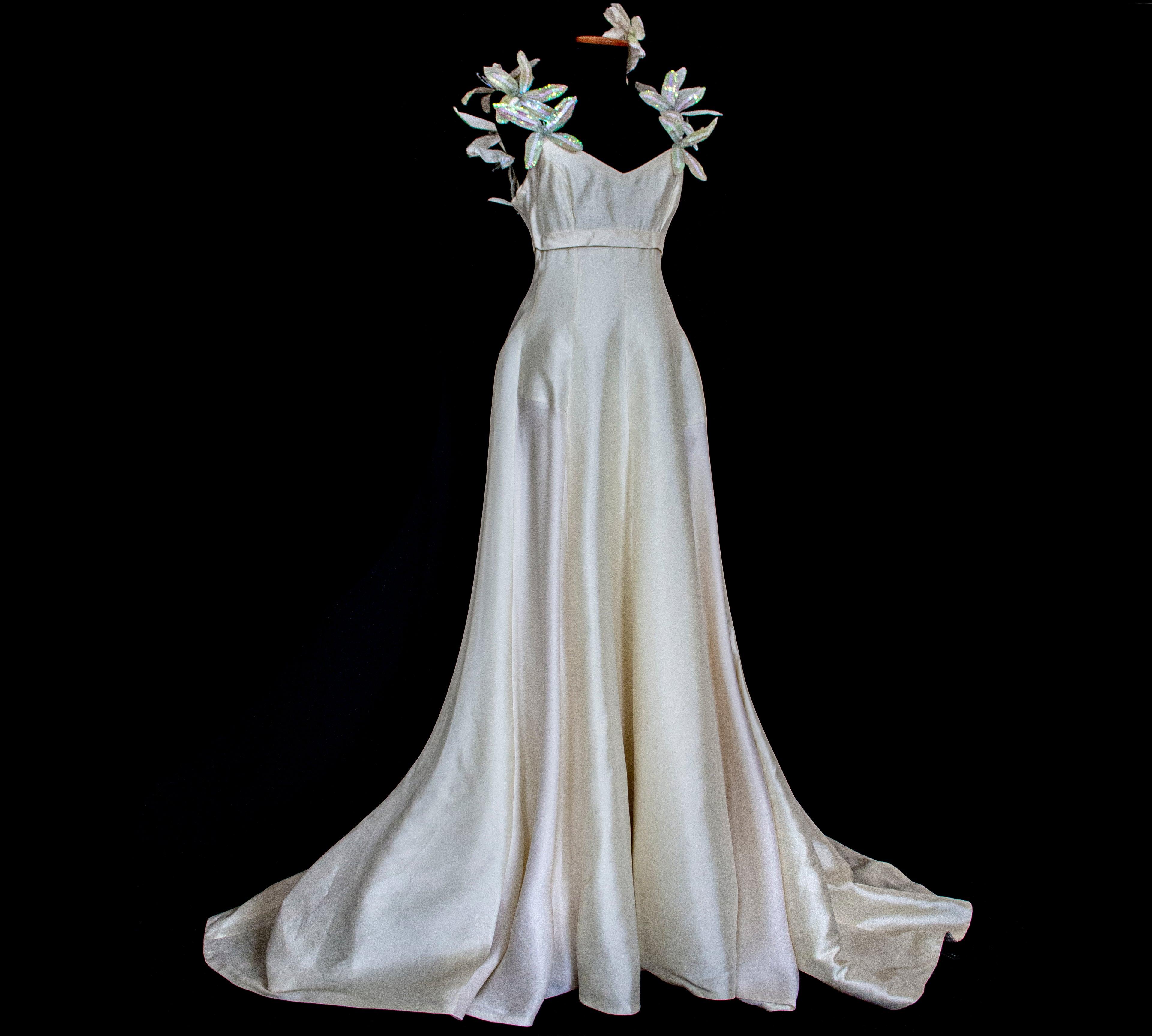 262 - RARE VINTAGE CHAMPAGNE BRIDAL GOWN: SILK MIKADO WITH AUTHENTIC 80S SEQUIN MAXI FLOWERS