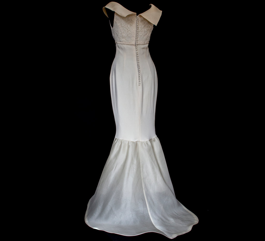 273 - CHIC VINTAGE PURE SILK BRIDAL MERMAID GOWN: LACE BODICE & VERTICAL MAXI BOWS - Vague atelier