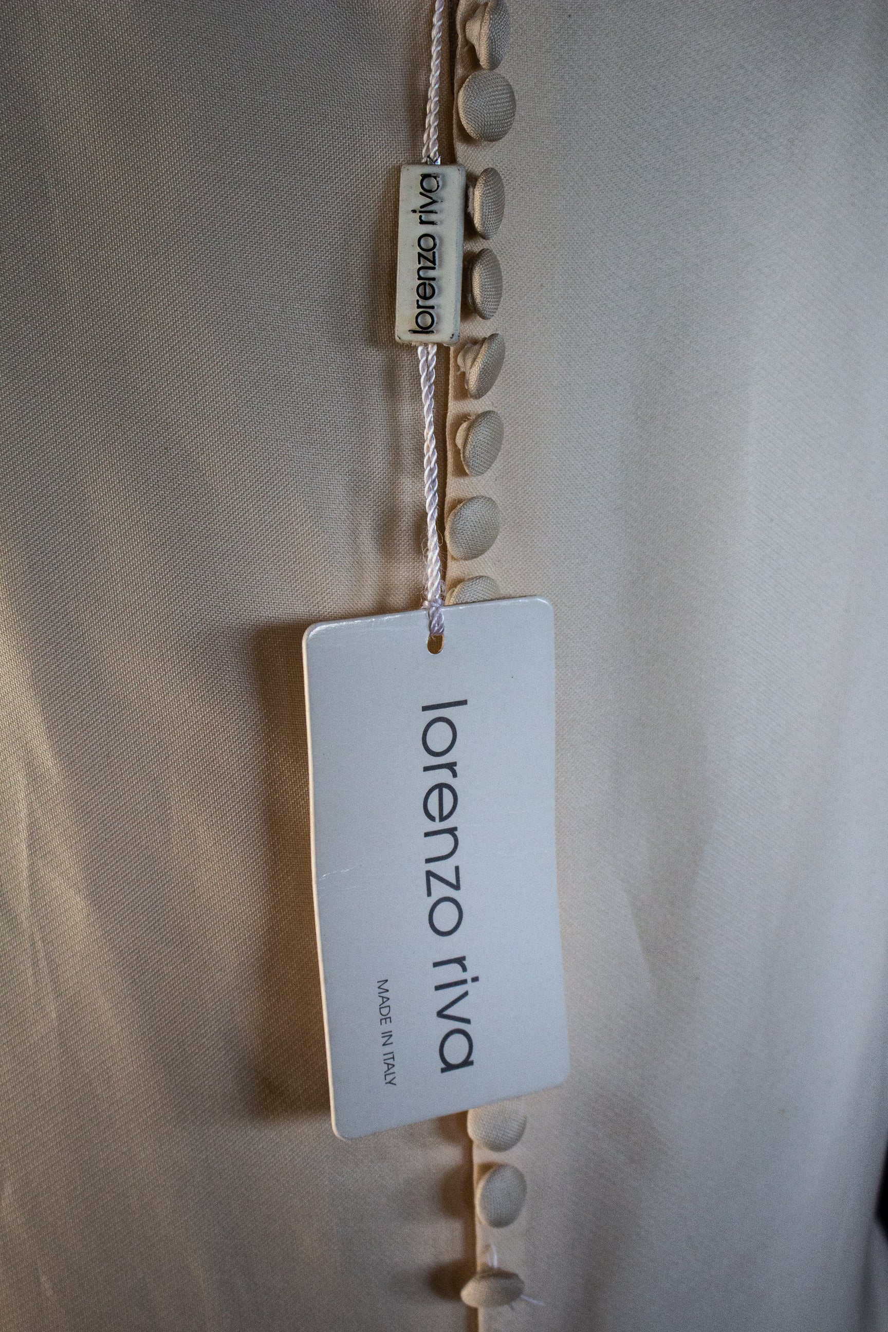 137 - VINTAGE LORENZO RIVA DESIGNER SIGNED WEDDING DRESS: PRECIOUS SILK & LACE TRAIN GOWN - 1950S 1960S ARCHIVAL COUTURE