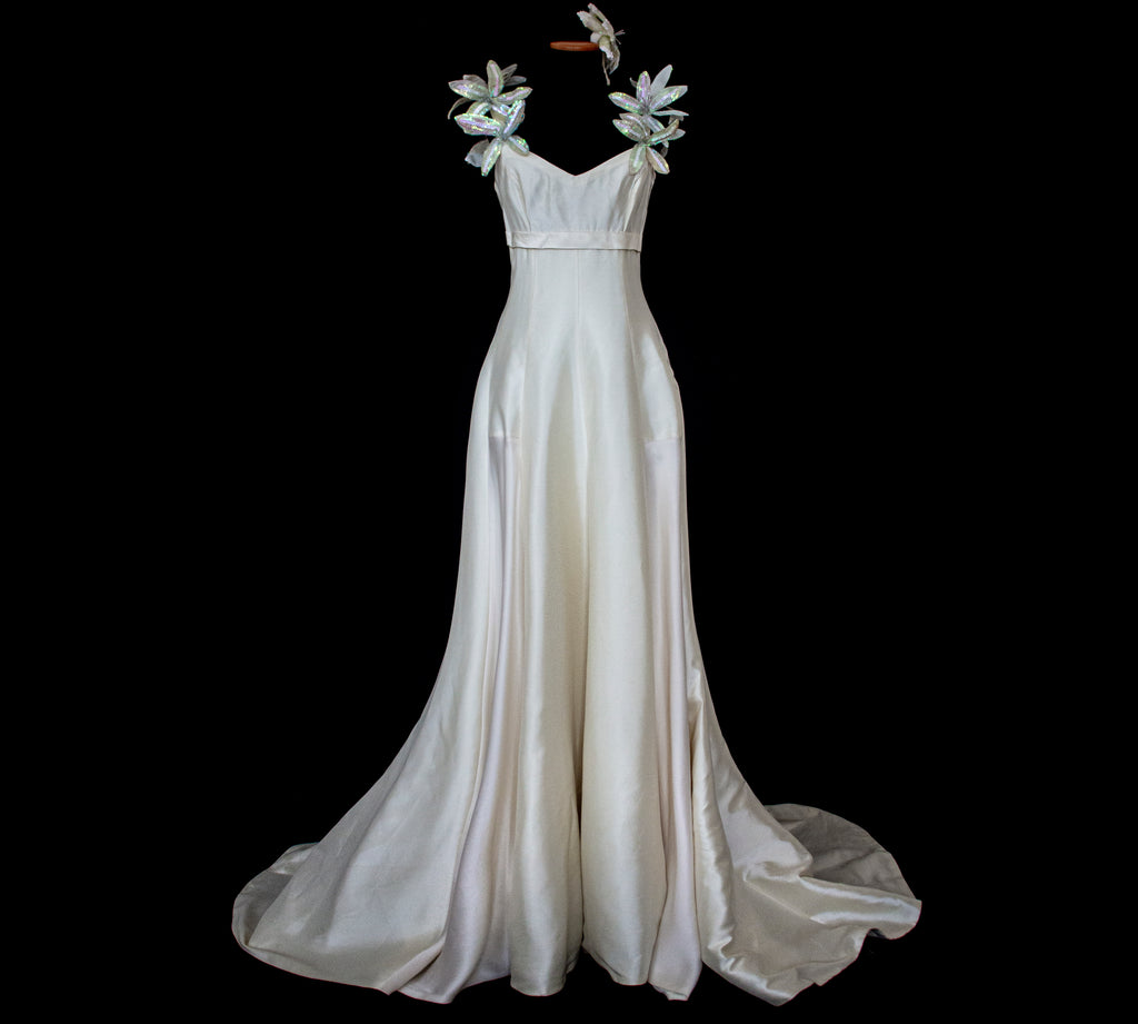 262 - RARE VINTAGE CHAMPAGNE BRIDAL GOWN: SILK MIKADO WITH AUTHENTIC 80S SEQUIN MAXI FLOWERS