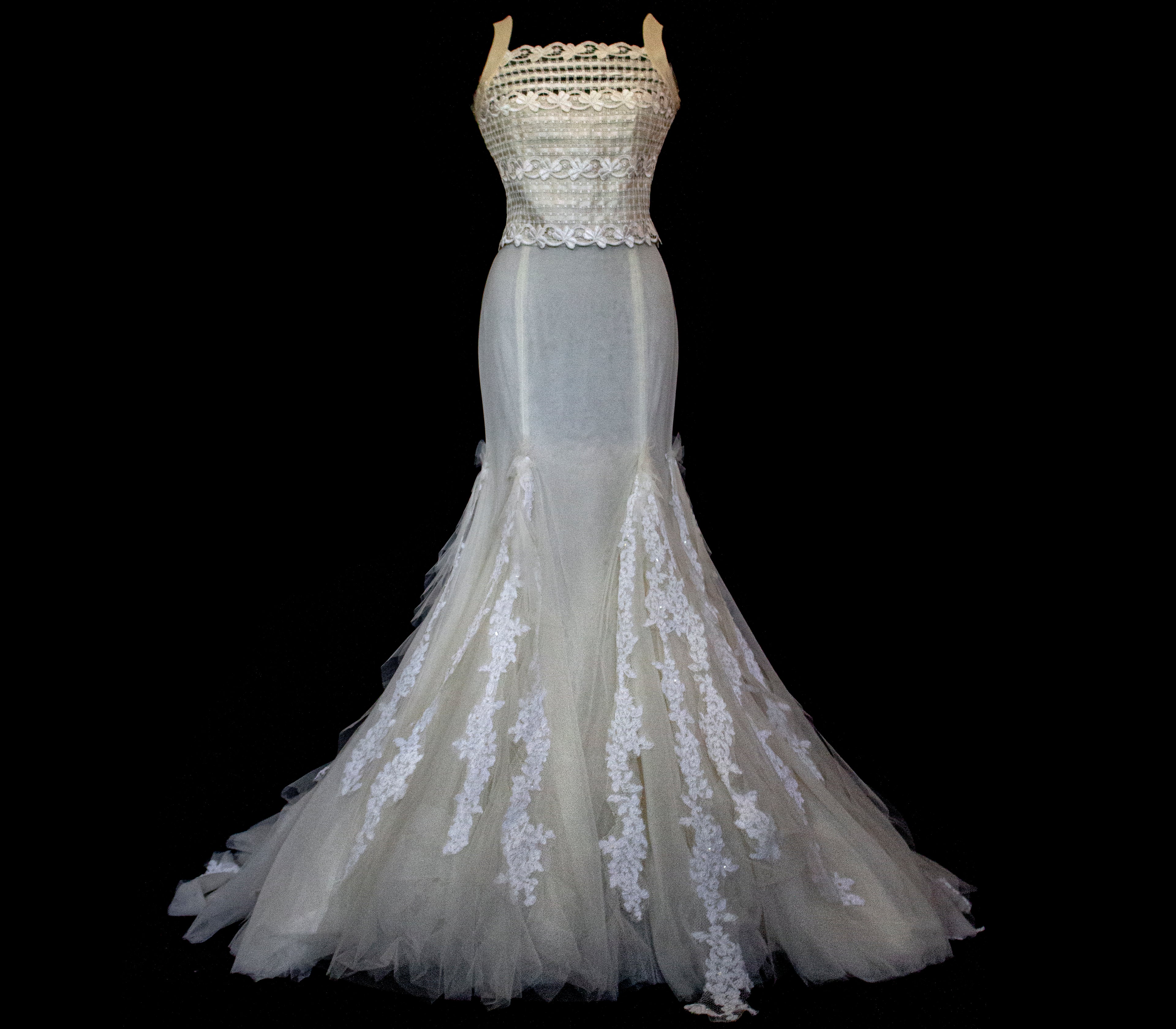 364 - VINTAGE 90s UPCYCLED TULLE AND MACRAME WEDDING DRESS: 2-PIECE ROMANTIC GOWN WITH FLOREAL LACE