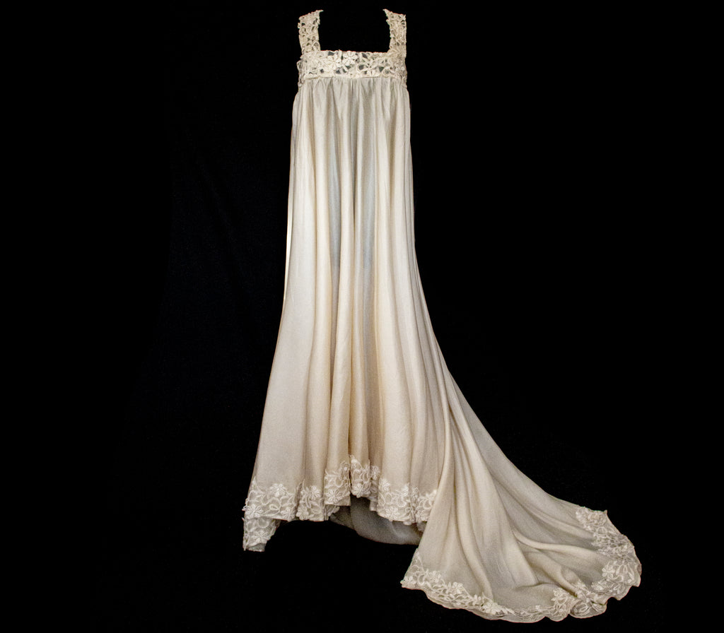 325 - ETHEREAL BOHO VINTAGE SILK ORGANZA GOWN: FLOWY 90S MINIMALIST A-LINE WITH LACE BACK - Vague atelier