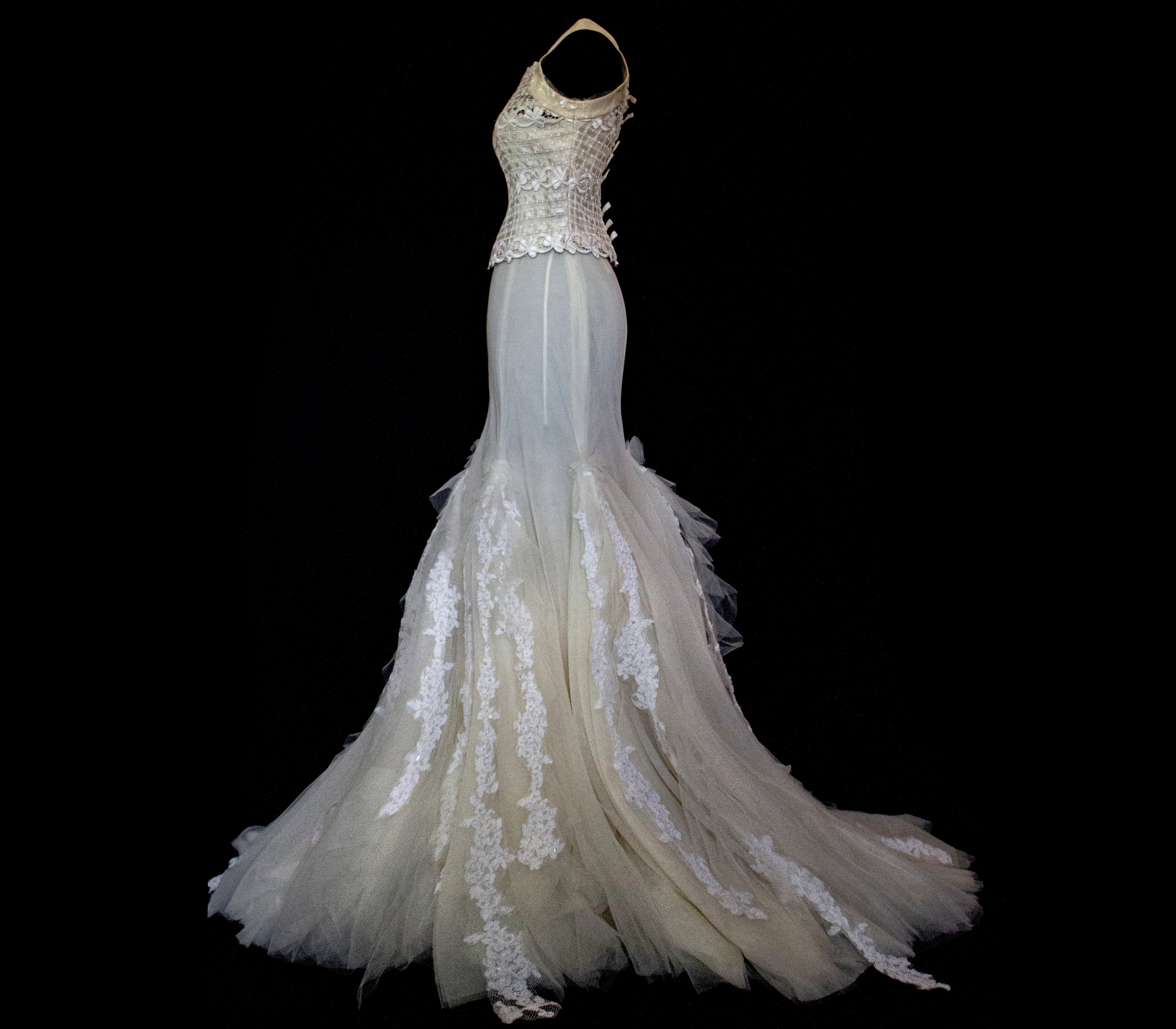 364 - VINTAGE 90s UPCYCLED TULLE AND MACRAME WEDDING DRESS: 2-PIECE ROMANTIC GOWN WITH FLOREAL LACE