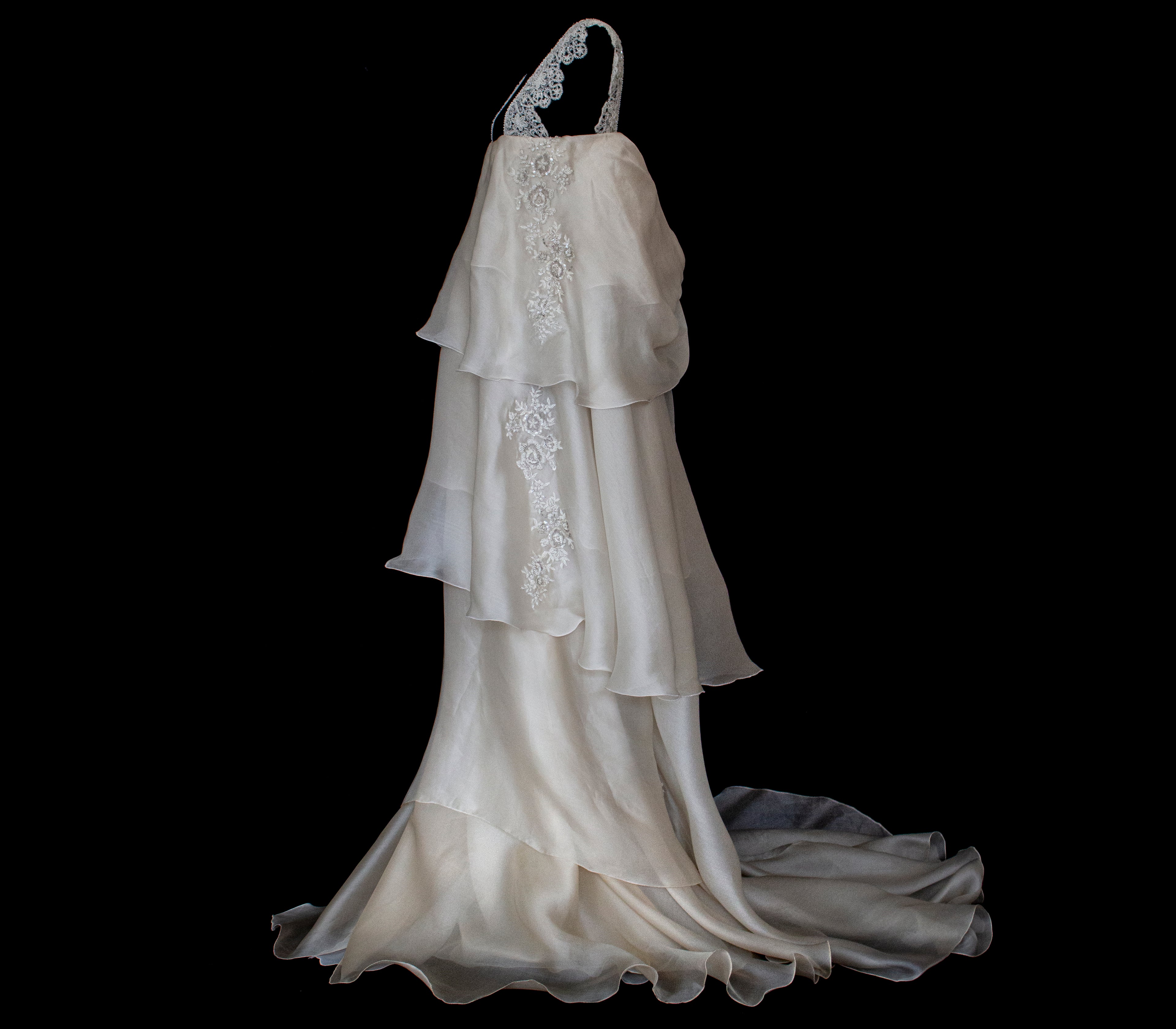 344 - UNIQUE UPCYCLED SILK ORGANZA WEDDING DRESS: PEARL GREY & BRONZE RUFFLED GOWN, SILVER EMBROIDERY, LUXURY SUSTAINABLE BRIDAL DRESS - Vague atelier