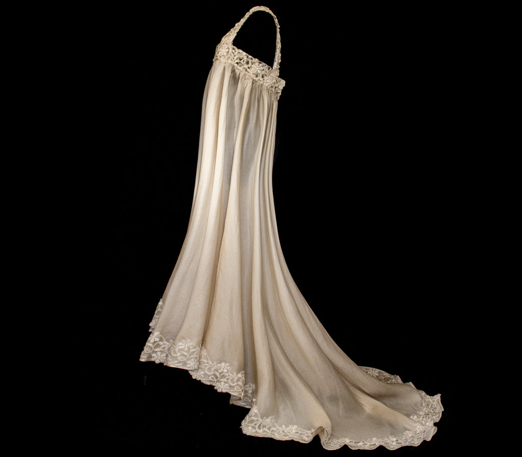 325 - ETHEREAL BOHO VINTAGE SILK ORGANZA GOWN: FLOWY 90S MINIMALIST A-LINE WITH LACE BACK - Vague atelier