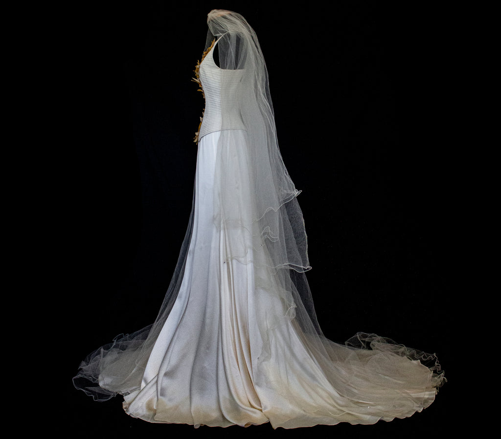 300 - SOPHISTICATED PURE SILK VINTAGE BRIDAL SET: HALTER TOP WITH ANTIQUE GOLD SEQUIN FLOWERS & MATCHING VEIL - Vague atelier