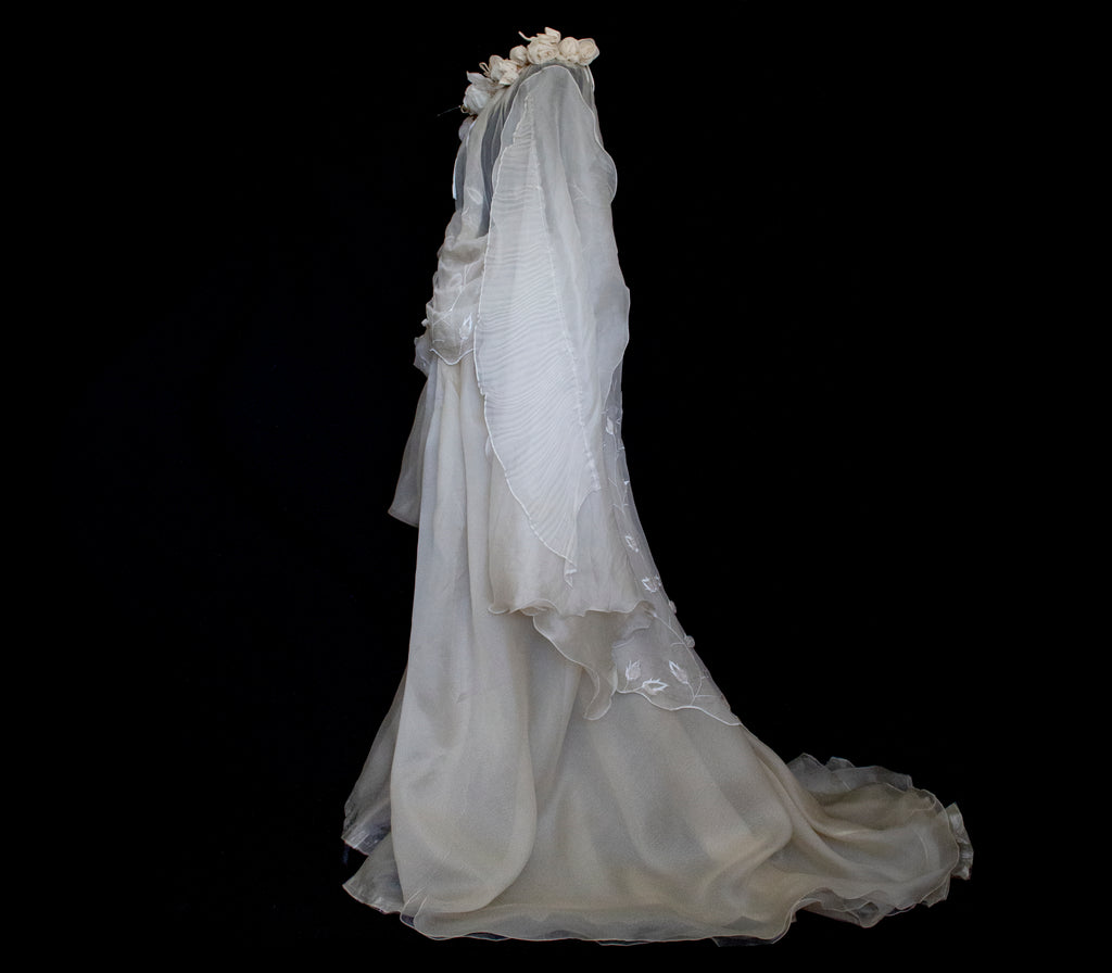 323 - BUCOLIC SILK ORGANDIE WEDDING SET: VINTAGE BUTTERFLY CAPE & DRAPED SKIRT - Vague atelier