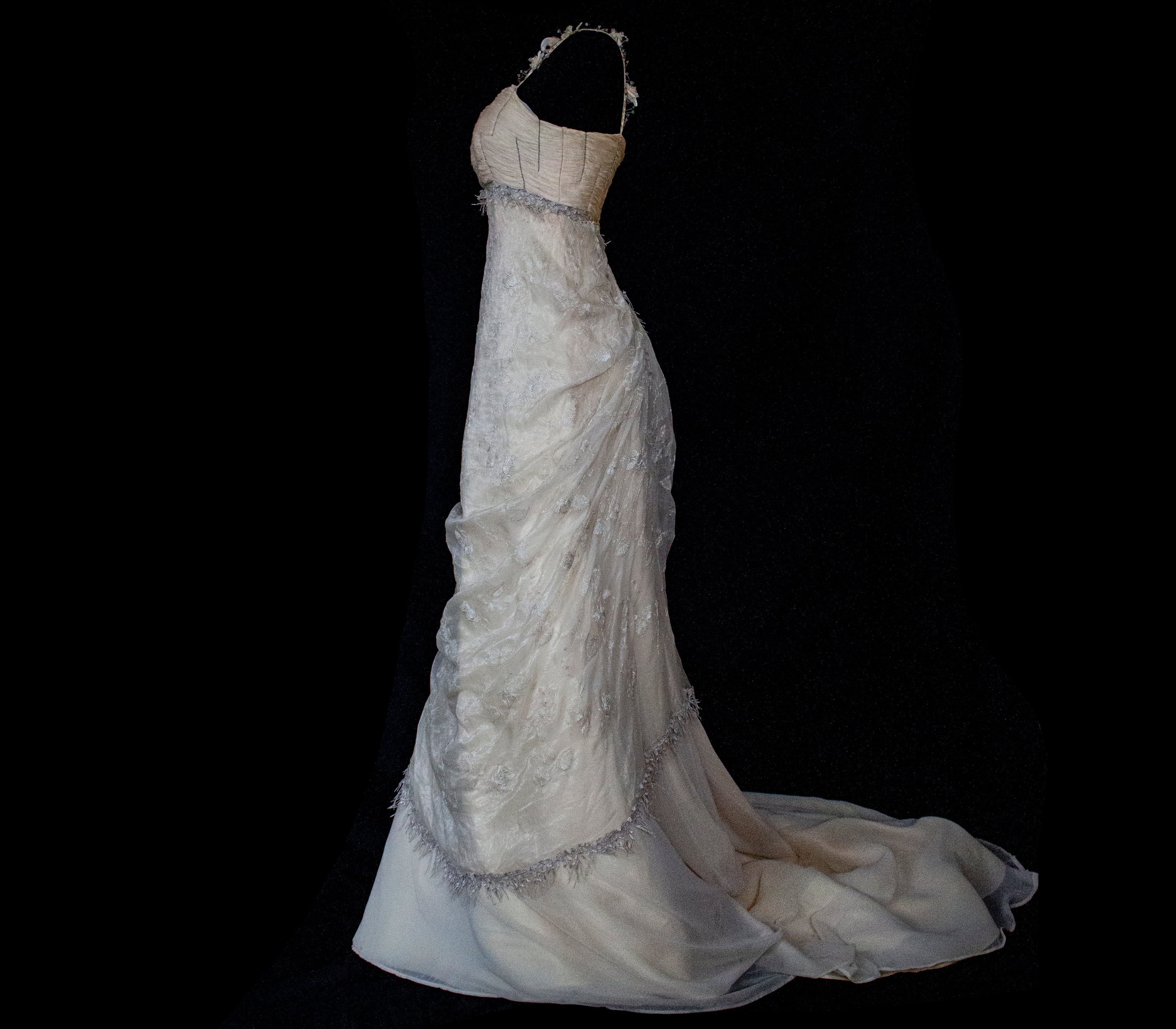 336 - DARK BEIGE SILK EMPIRE WEDDING DRESS: VINTAGE 90s GOWN WITH ROARING 20s DETAILS & SILVER EMBROIDERY - Vague atelier