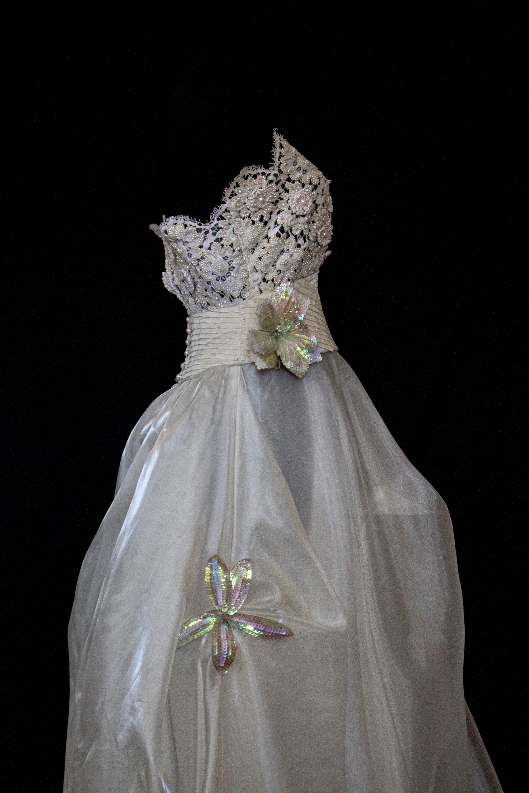 352 - UNIQUE 80S VINTAGE UPCYCLED WEDDING DRESS: EMPIRE WAIST SILK BRIDAL GOWN WITH IRIDESCENT ORGANZA & SEQUIN MAXI FLOWERS - Vague atelier