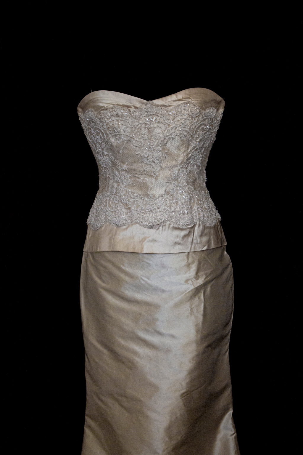334 - IVORY SILK MIKADO VINTAGE WEDDING DRESS: COLUMN GOWN WITH EMBROIDERED CAPE & CRYSTALS - Vague atelier