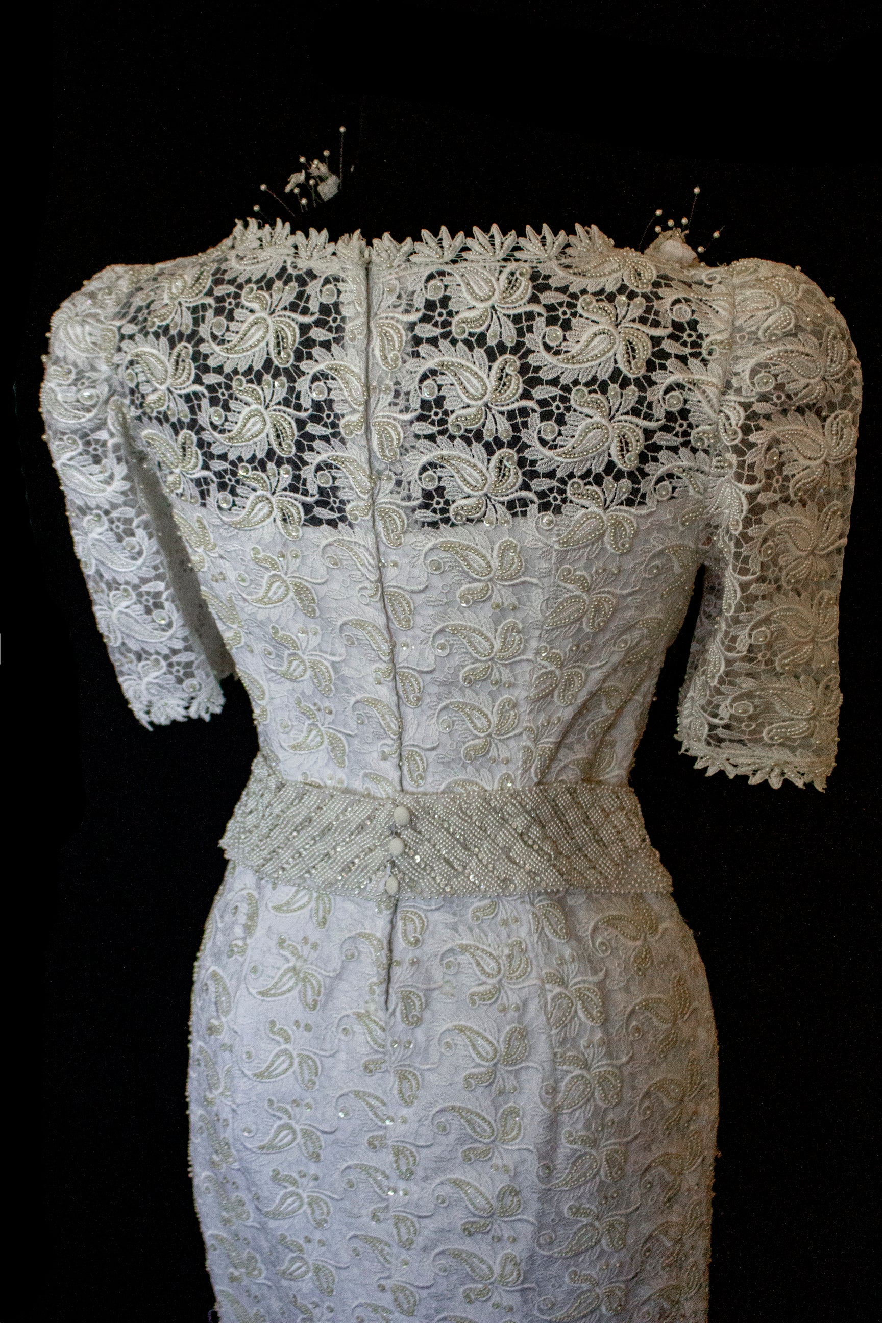 359 - VINTAGE 80s BEADED LACE SHEATH DRESS: WHITE & GOLD WEDDING GOWN WITH 3D FLORAL DETAILS