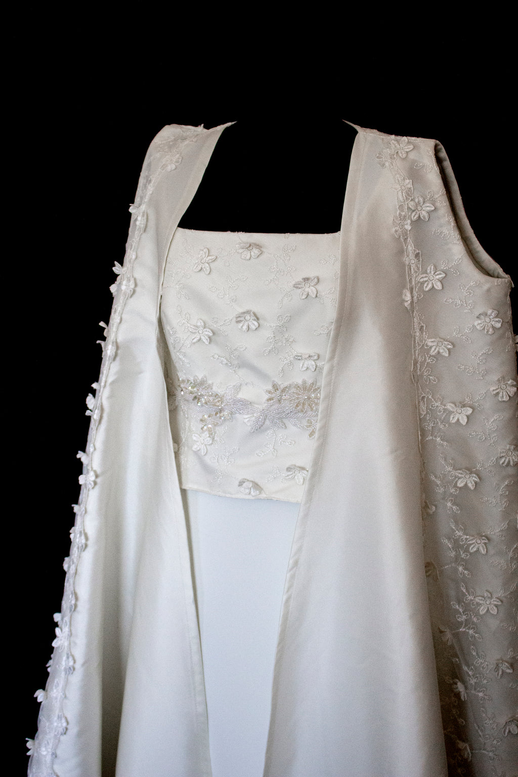 293 - UNIQUE UPCYCLED 3-PIECE BRIDAL SET: 3D FLORAL TOP, MIKADO SKIRT & BRIDAL VEST