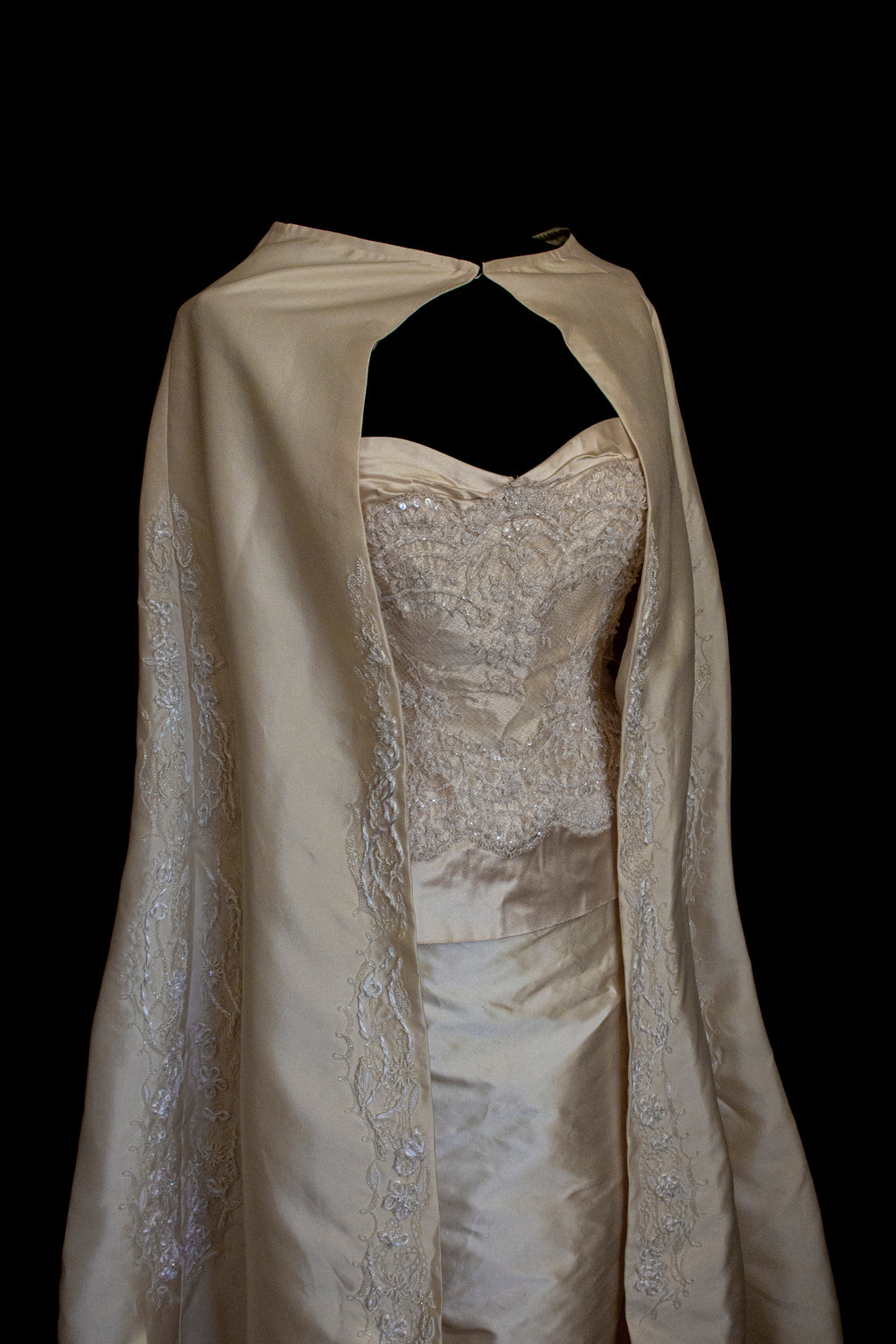 334 - IVORY SILK MIKADO VINTAGE WEDDING DRESS: COLUMN GOWN WITH EMBROIDERED CAPE & CRYSTALS - Vague atelier