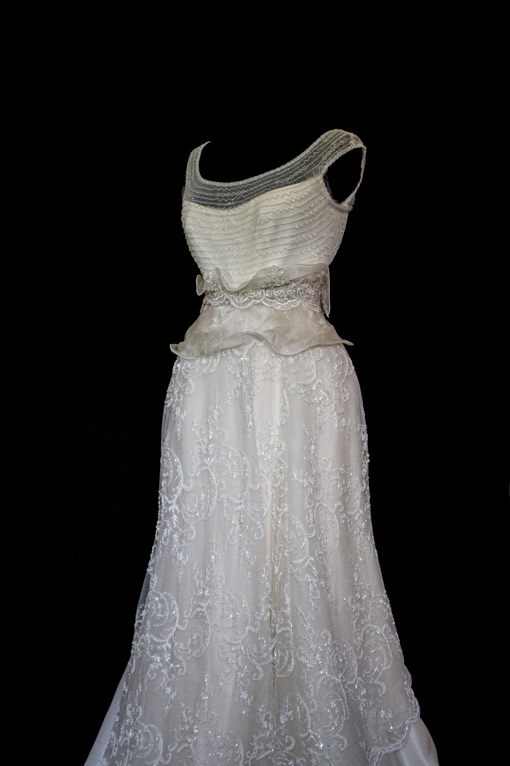 Vintage 90s A-Line Wedding Dress | Embroidered Silk Organza Bridal Gown - 367