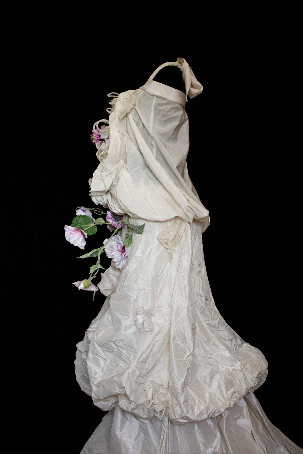 297- UNIQUE ROMANTIC VINTAGE SILK TAFFETA ENSEMBLE: BALLOON TOP & 3D MULTICOLOR FLORAL SKIRT - Vague atelier