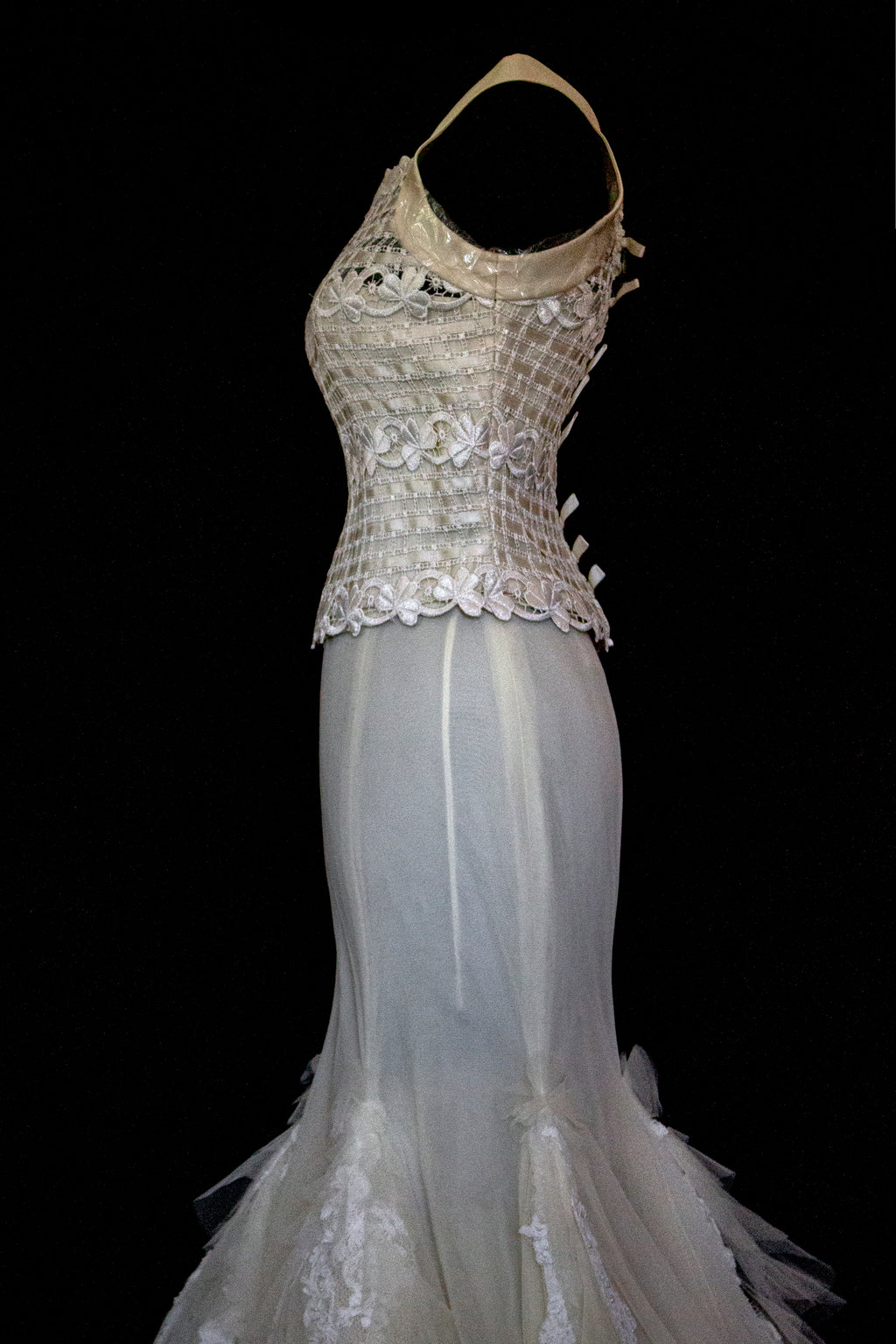 364 - VINTAGE 90s UPCYCLED TULLE AND MACRAME WEDDING DRESS: 2-PIECE ROMANTIC GOWN WITH FLOREAL LACE