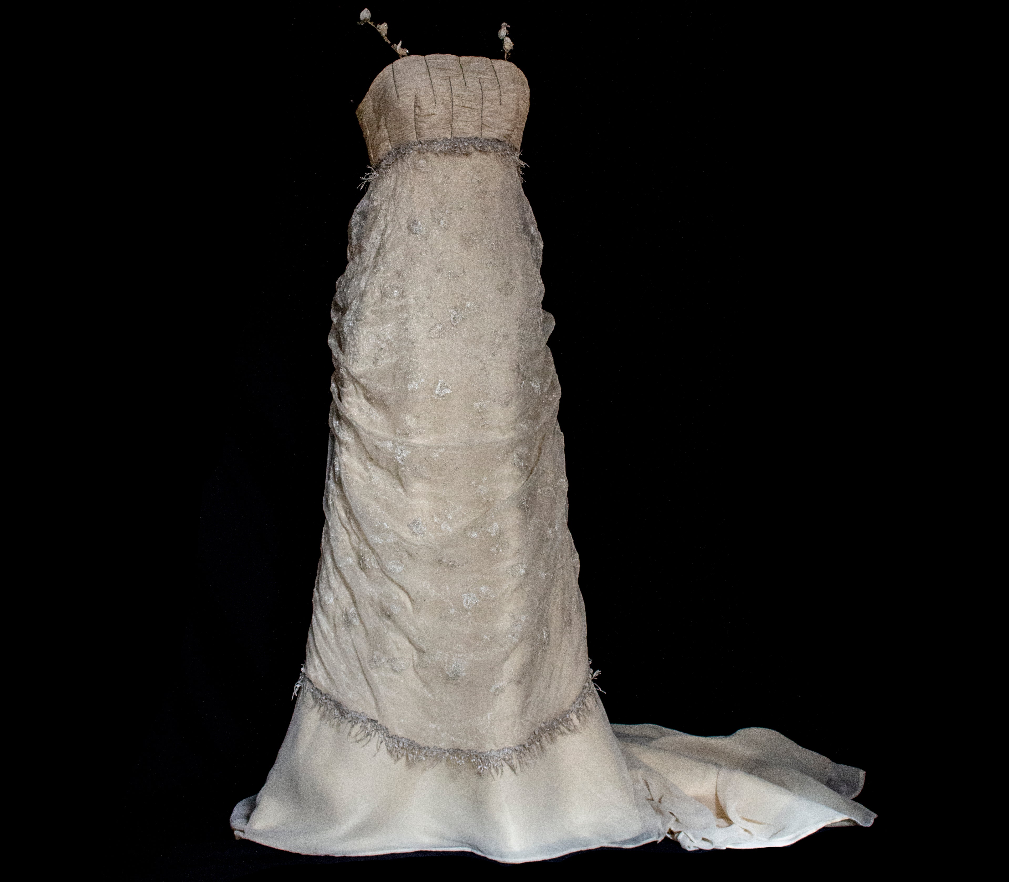 336 - DARK BEIGE SILK EMPIRE WEDDING DRESS: VINTAGE 90s GOWN WITH ROARING 20s DETAILS & SILVER EMBROIDERY - Vague atelier