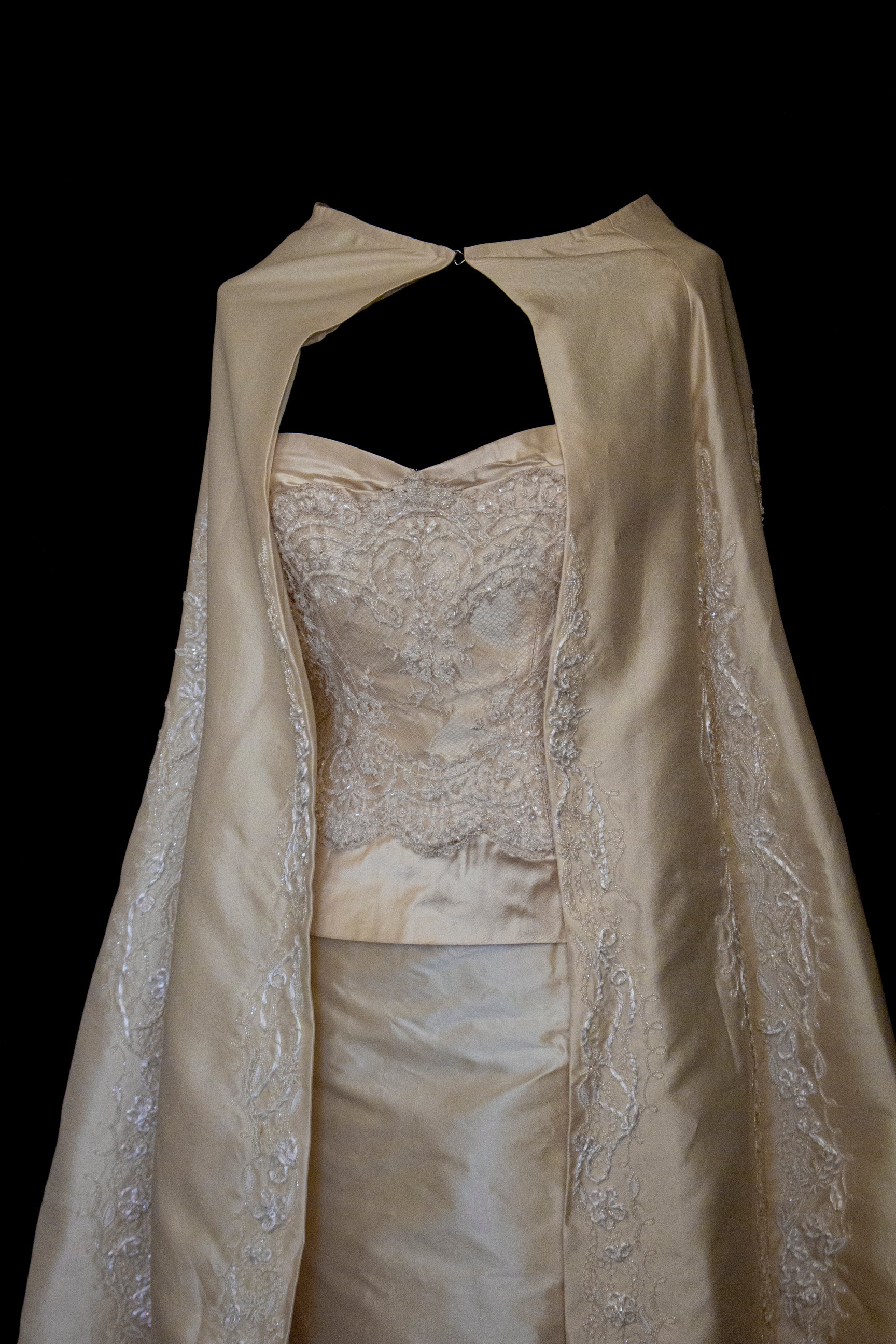 334 - IVORY SILK MIKADO VINTAGE WEDDING DRESS: COLUMN GOWN WITH EMBROIDERED CAPE & CRYSTALS - Vague atelier