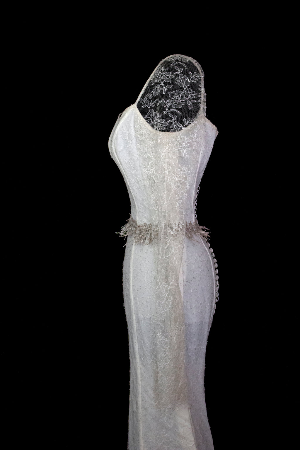 Vintage Chantilly Lace Mermaid Wedding Dress | Full Train Gown - 379