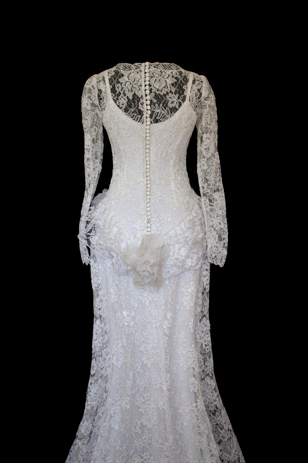 1980s Vintage Macramé Lace Sheath Wedding Dress | Full Train Gown - 377