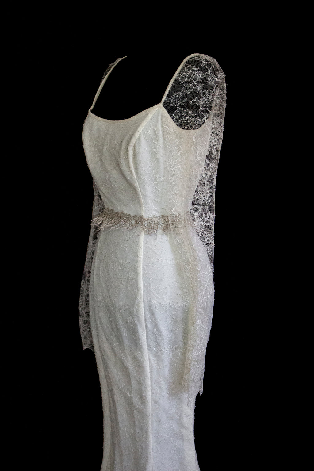 Vintage Chantilly Lace Mermaid Wedding Dress | Full Train Gown - 379