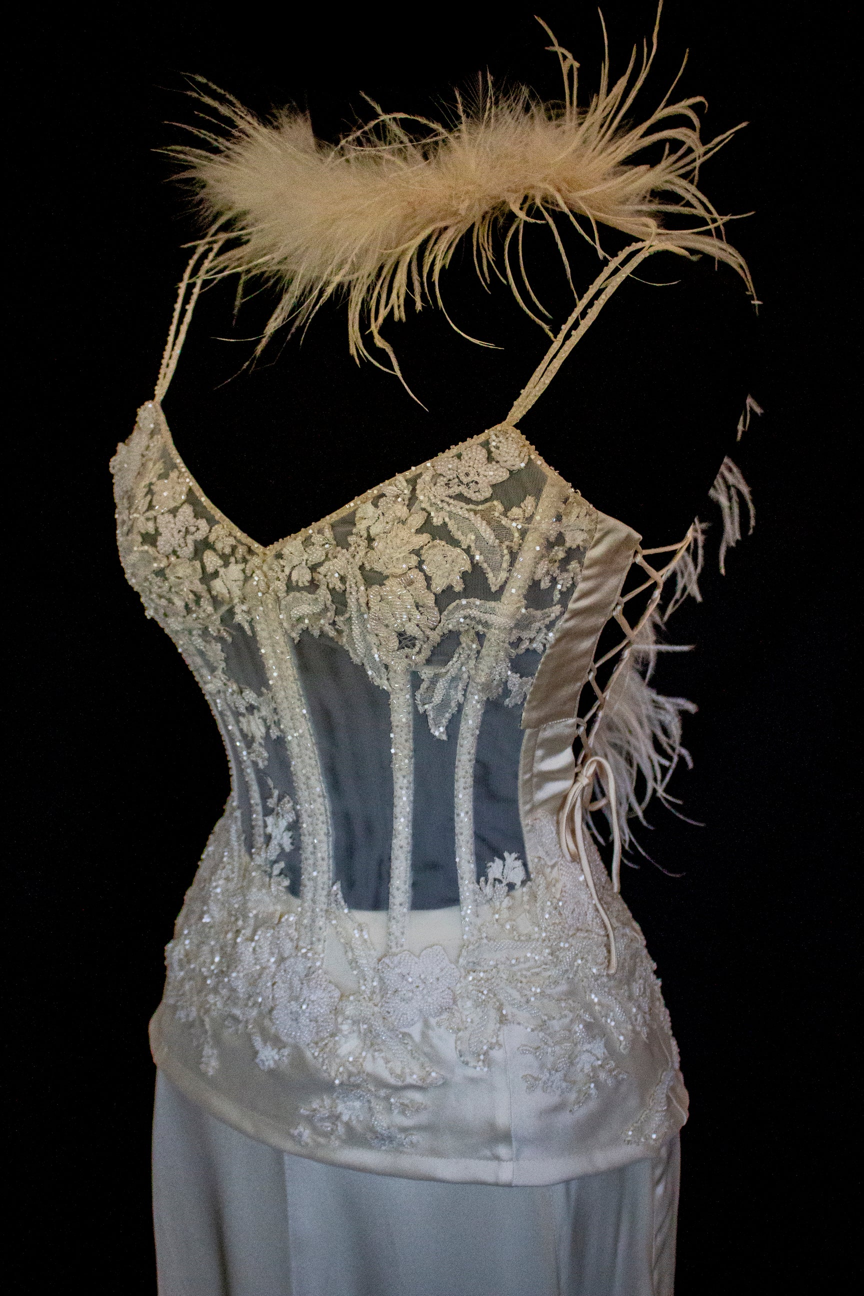 362 - VINTAGE 90s SILK BRIDAL TWO PIECE SET: EMBROIDERED BUSTIER AND FLUID CREAM SKIRT