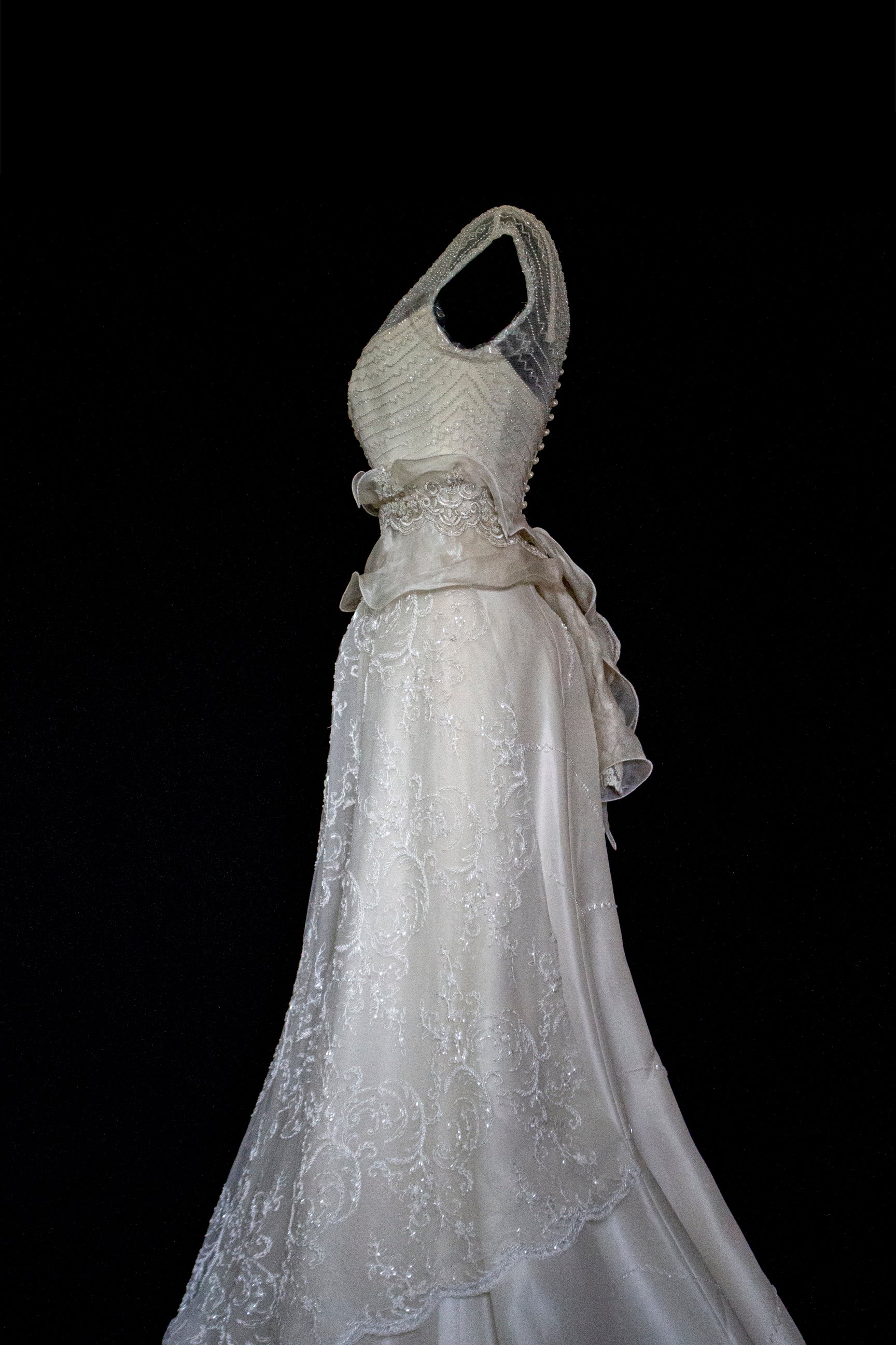 Vintage 90s A-Line Wedding Dress | Embroidered Silk Organza Bridal Gown - 367