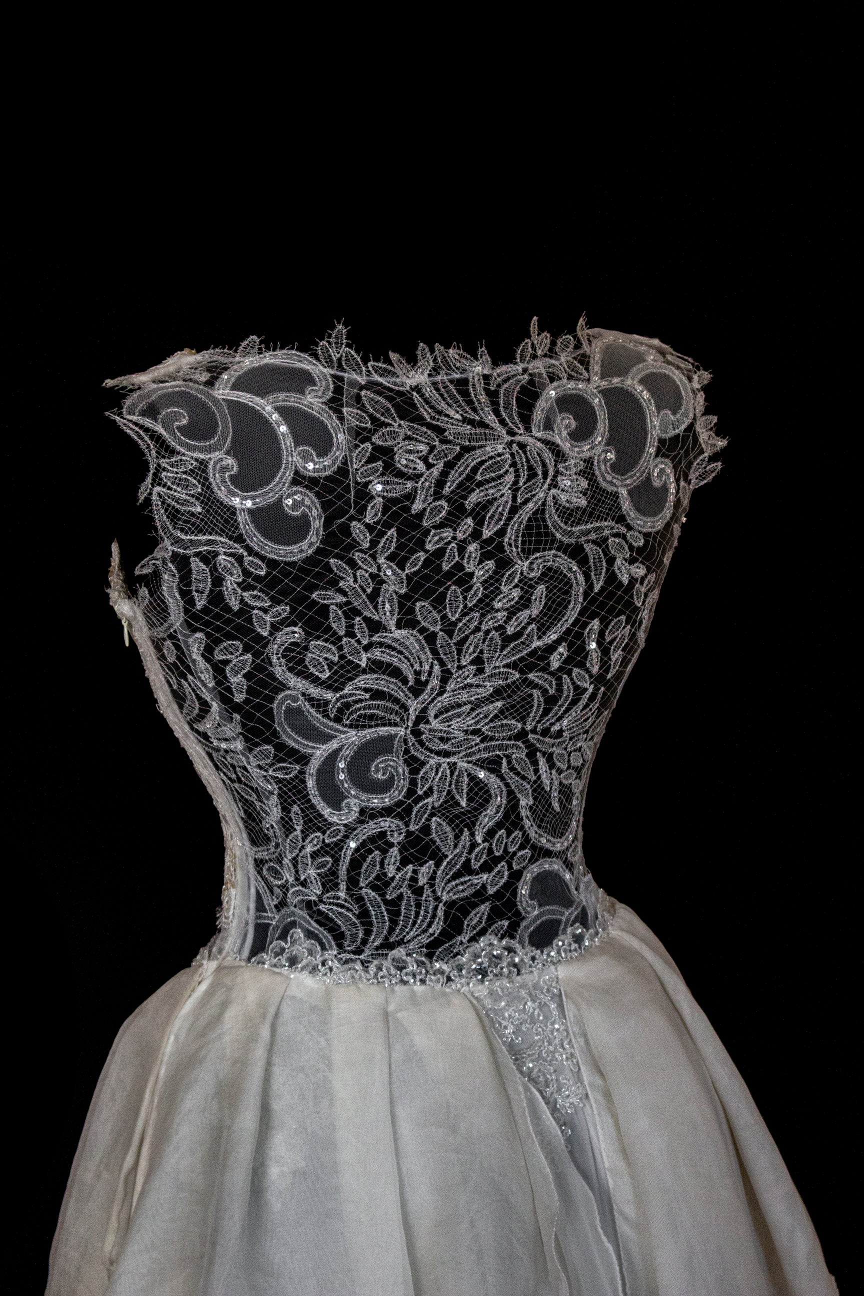 331 - ONE OF A KIND UPCYCLED VINTAGE BRIDAL GOWN: ASYMMETRIC LAYERED SILK CLOUD SKIRT & EMBROIDERED LACE - Vague atelier