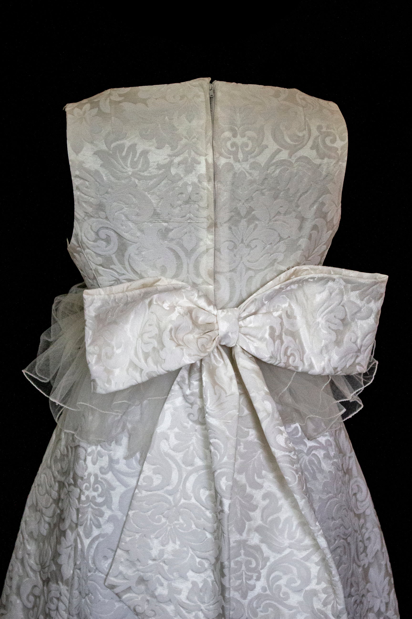 Vintage 90s Mini Wedding Dress | Damask Bridal Dress with Cape & Bow - 368